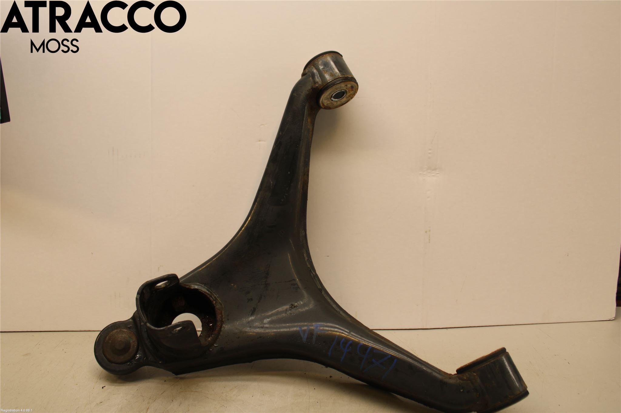 Iveco DAILY 14->> Bærearm Foran Venstre Nedre