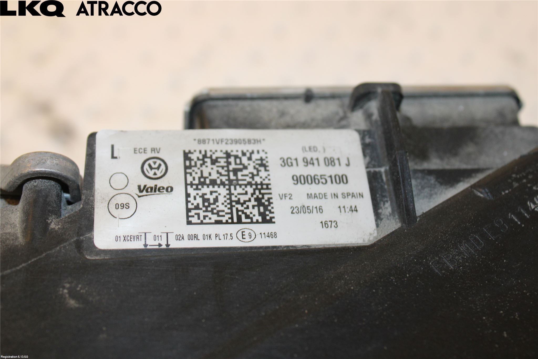 Volkswagen VW PASSAT 15-19 Frontlykt Venstre