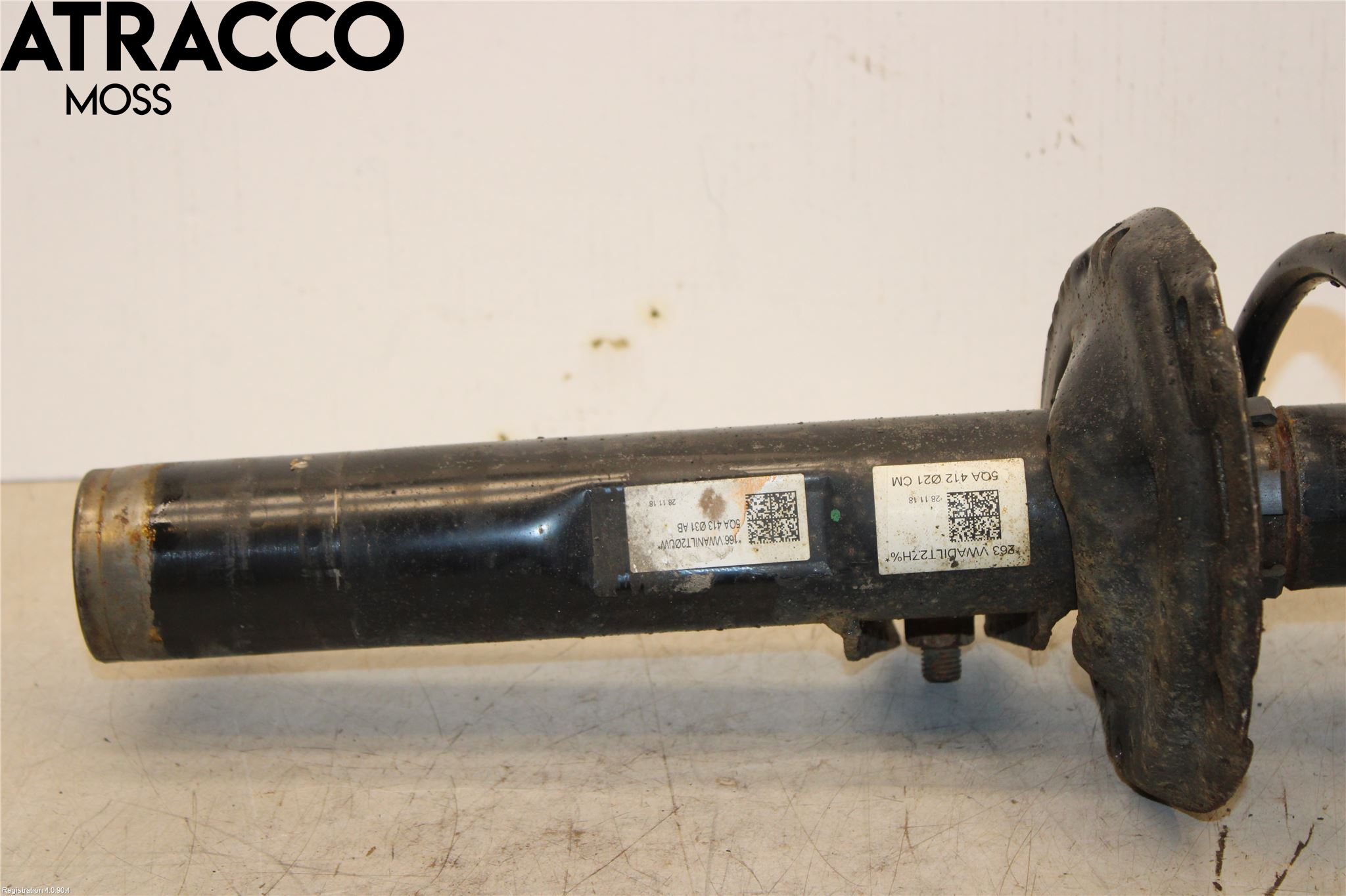 Volkswagen VW TOURAN 16- Fjærbein Foran Venstre