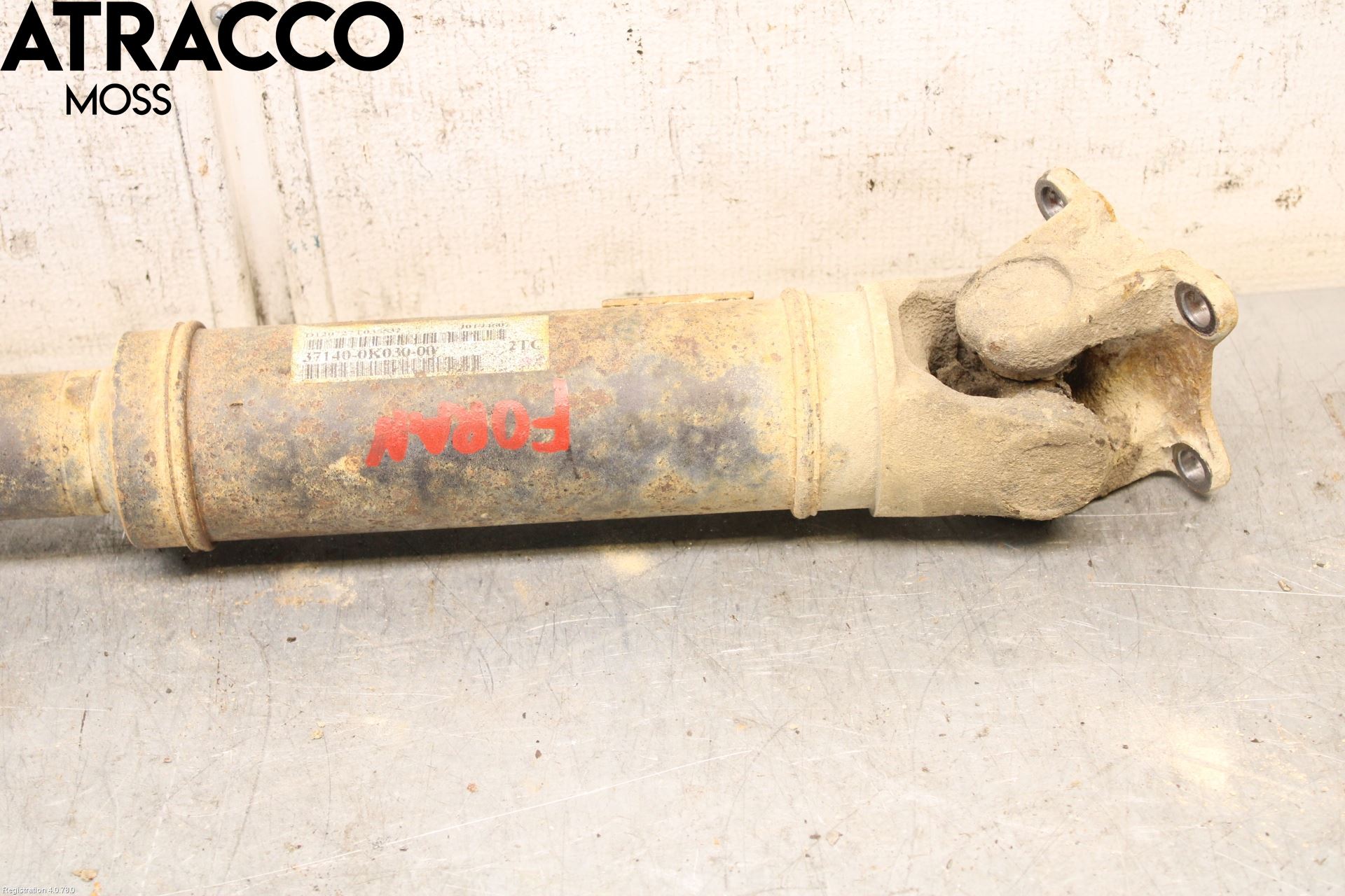 Toyota HILUX 05-16 Mellomaksel Fremre