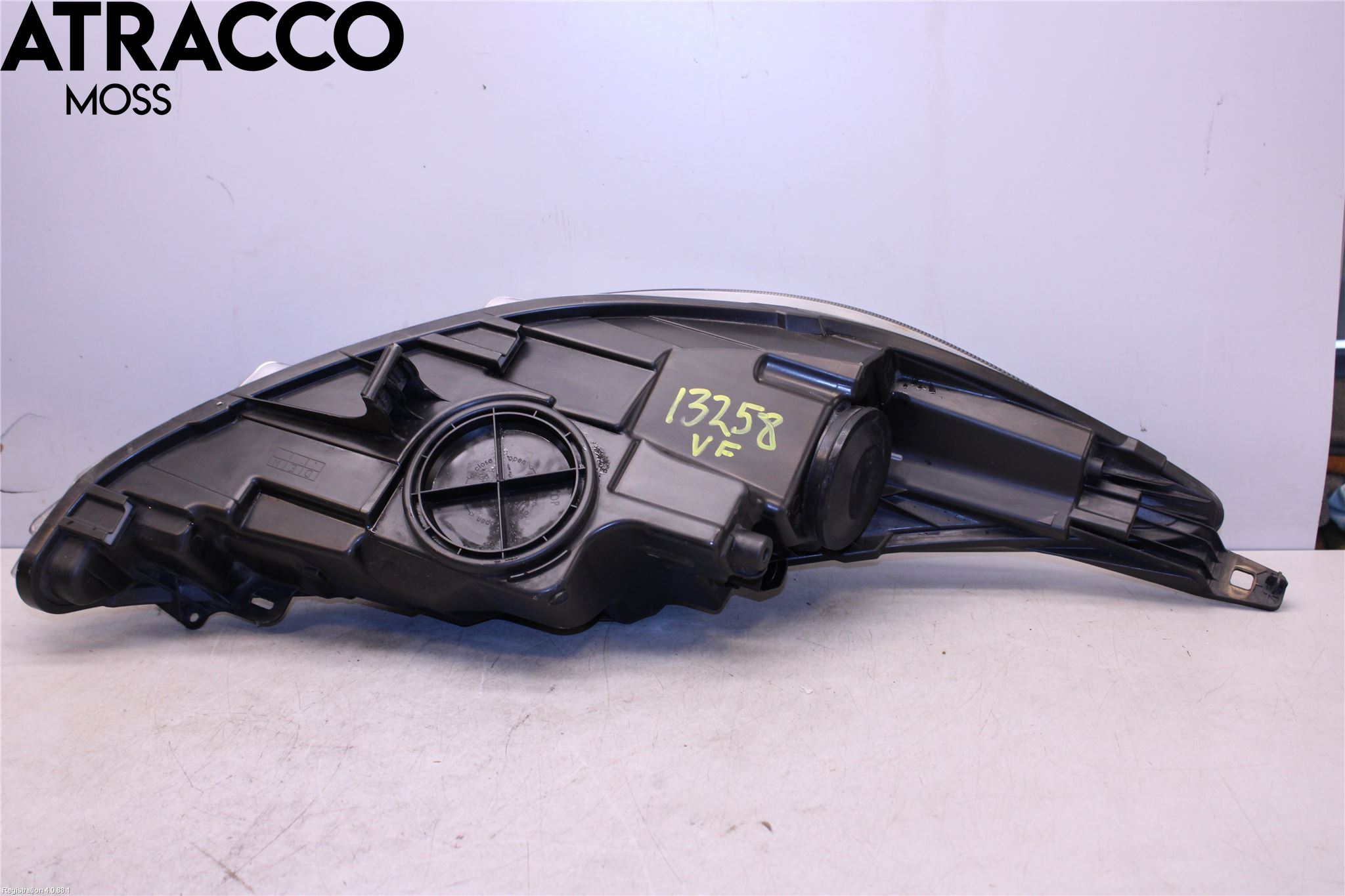 Ford FIESTA 09-12 Frontlykt Venstre