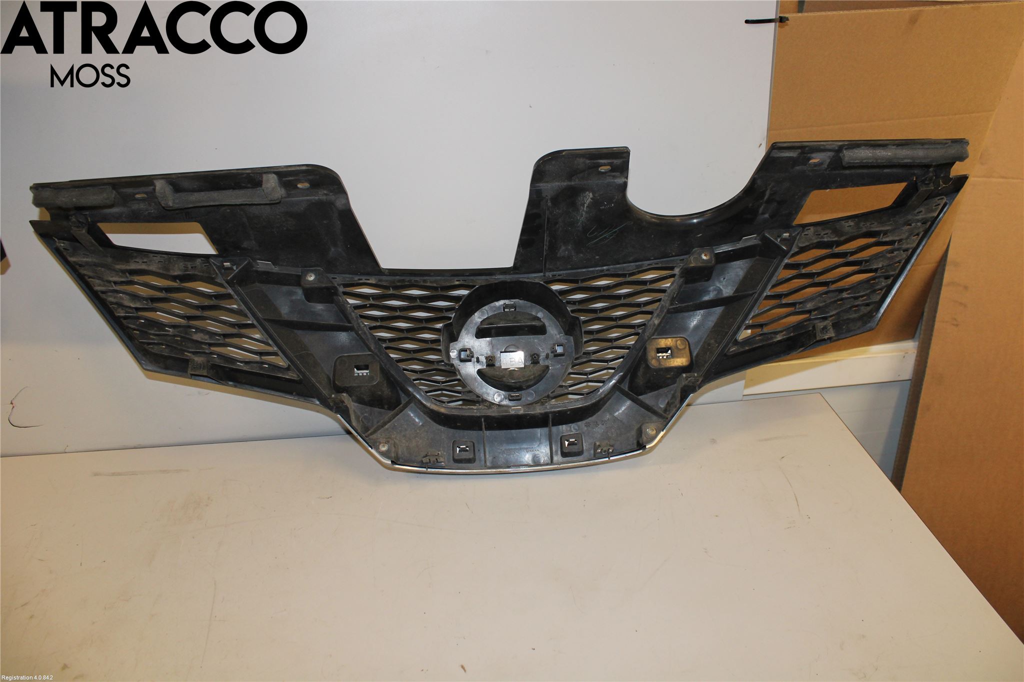 Nissan X-TRAIL 14-21 Grill Komplett