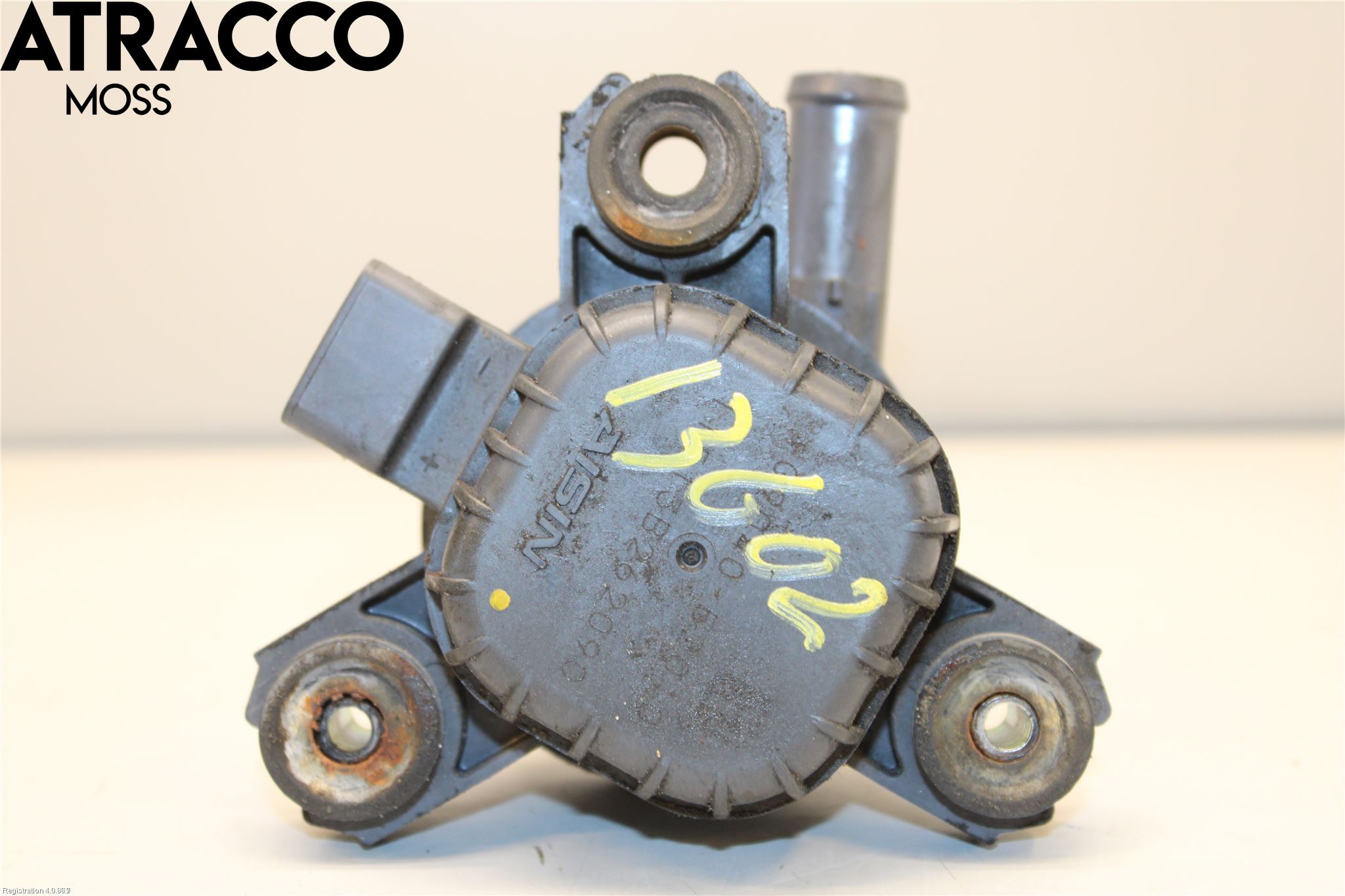 Toyota YARIS XP130 12-14 Vannpumpe