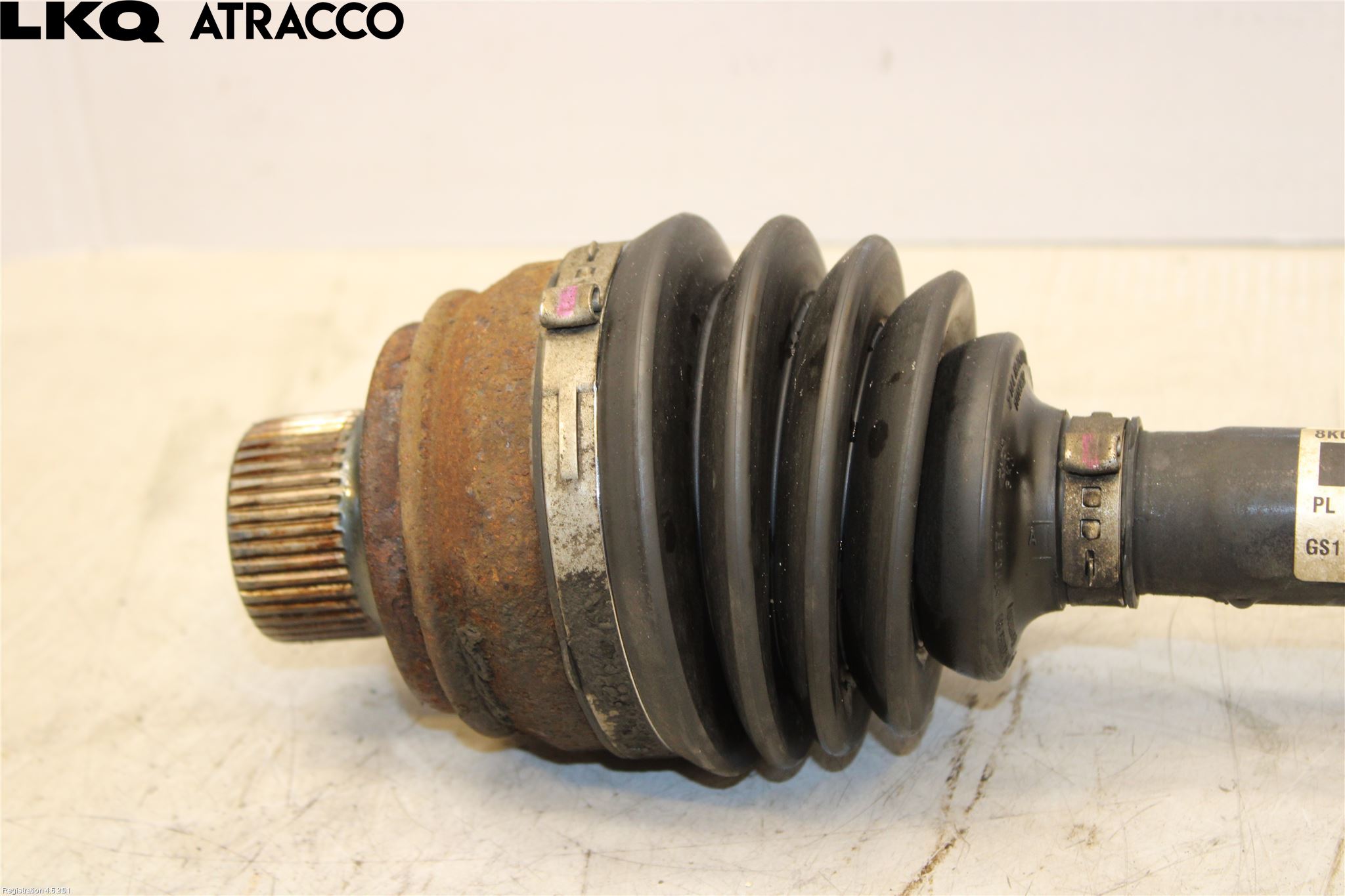 Audi A4 12-15 Drivaksel Foran Kompl Høyre