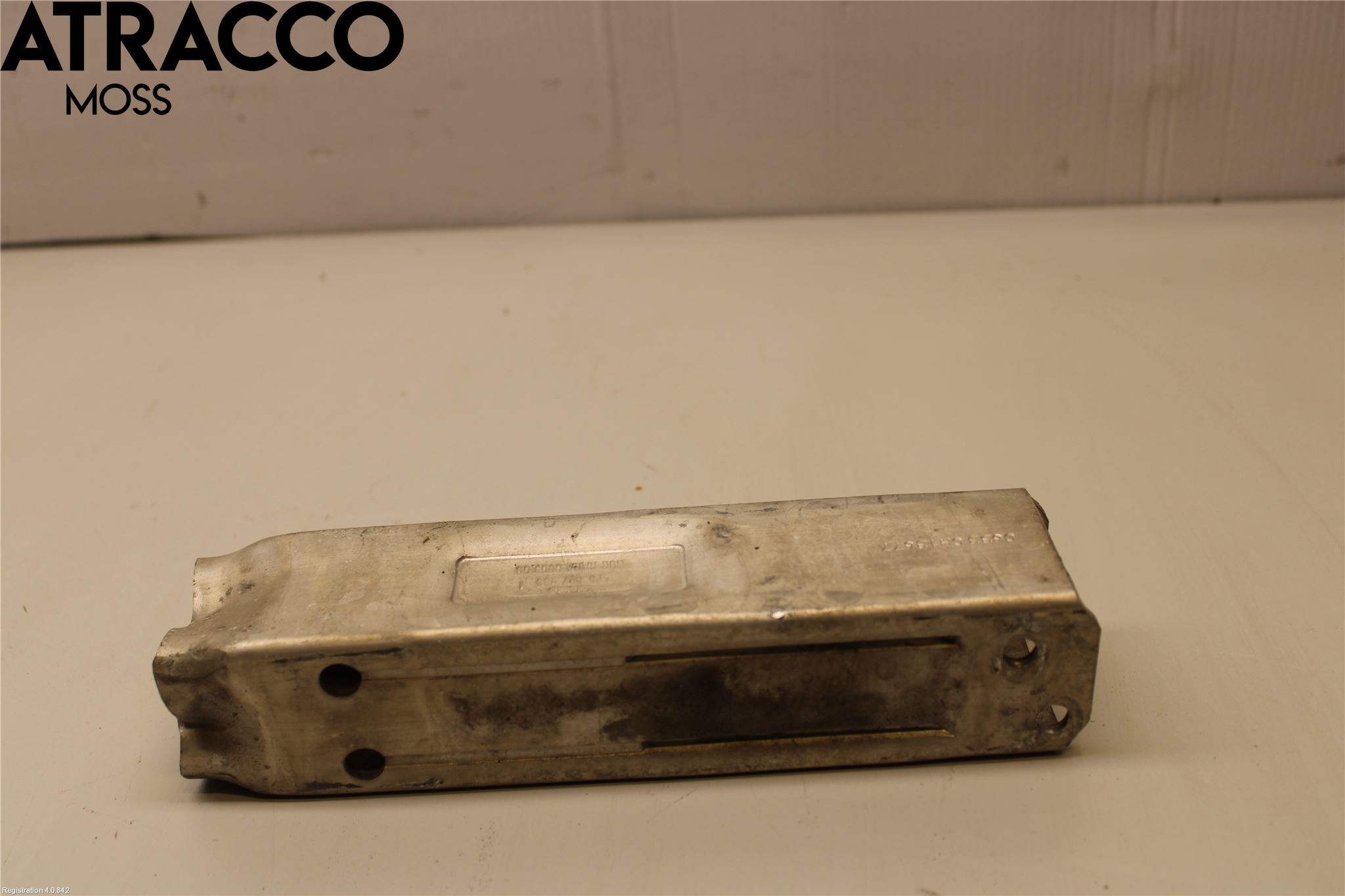 Audi A6/S6     05-11 Støtfanger Foran Feste