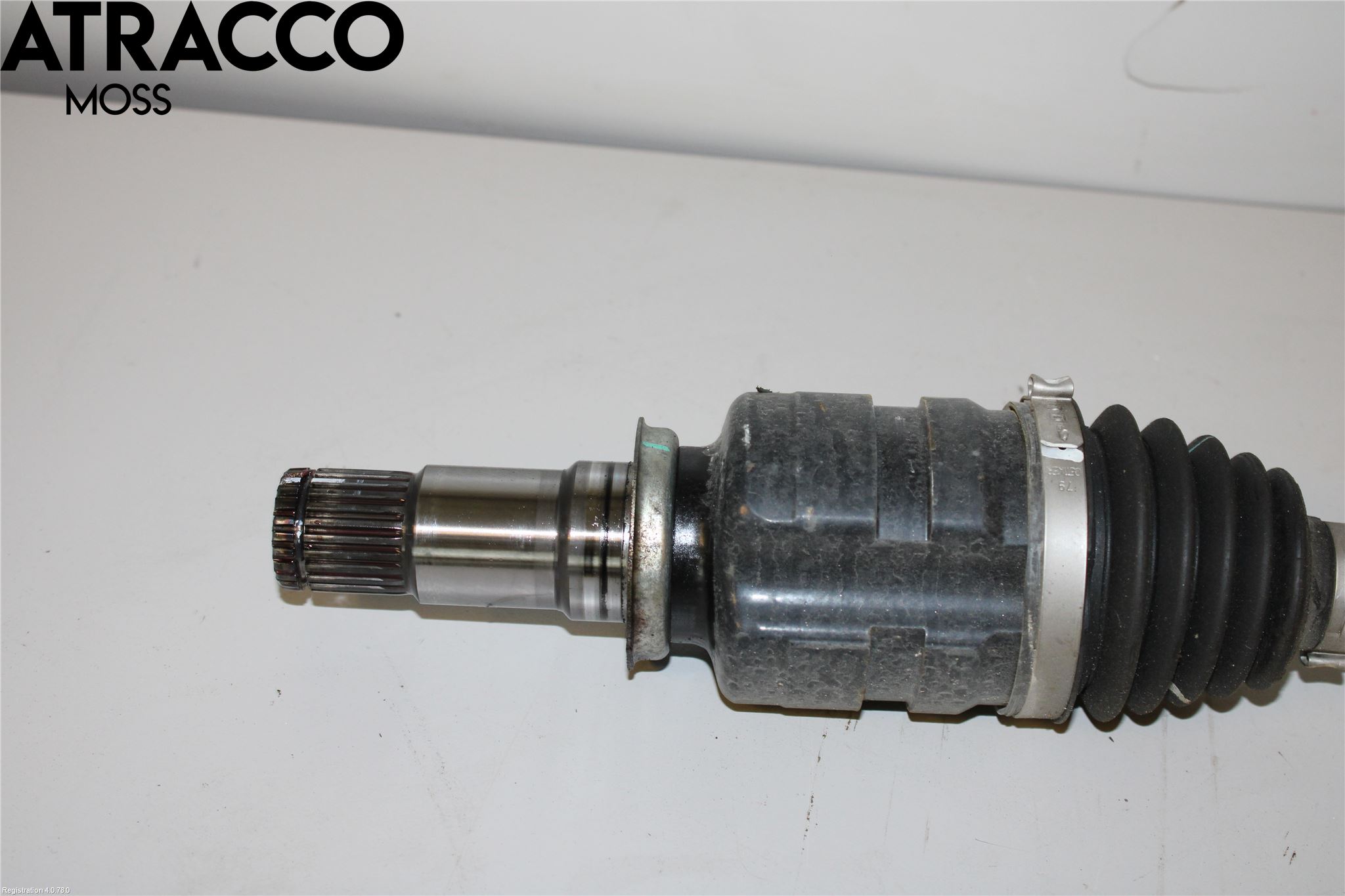 Toyota C-HR 16-23 Drivaksel Foran Kompl Høyre