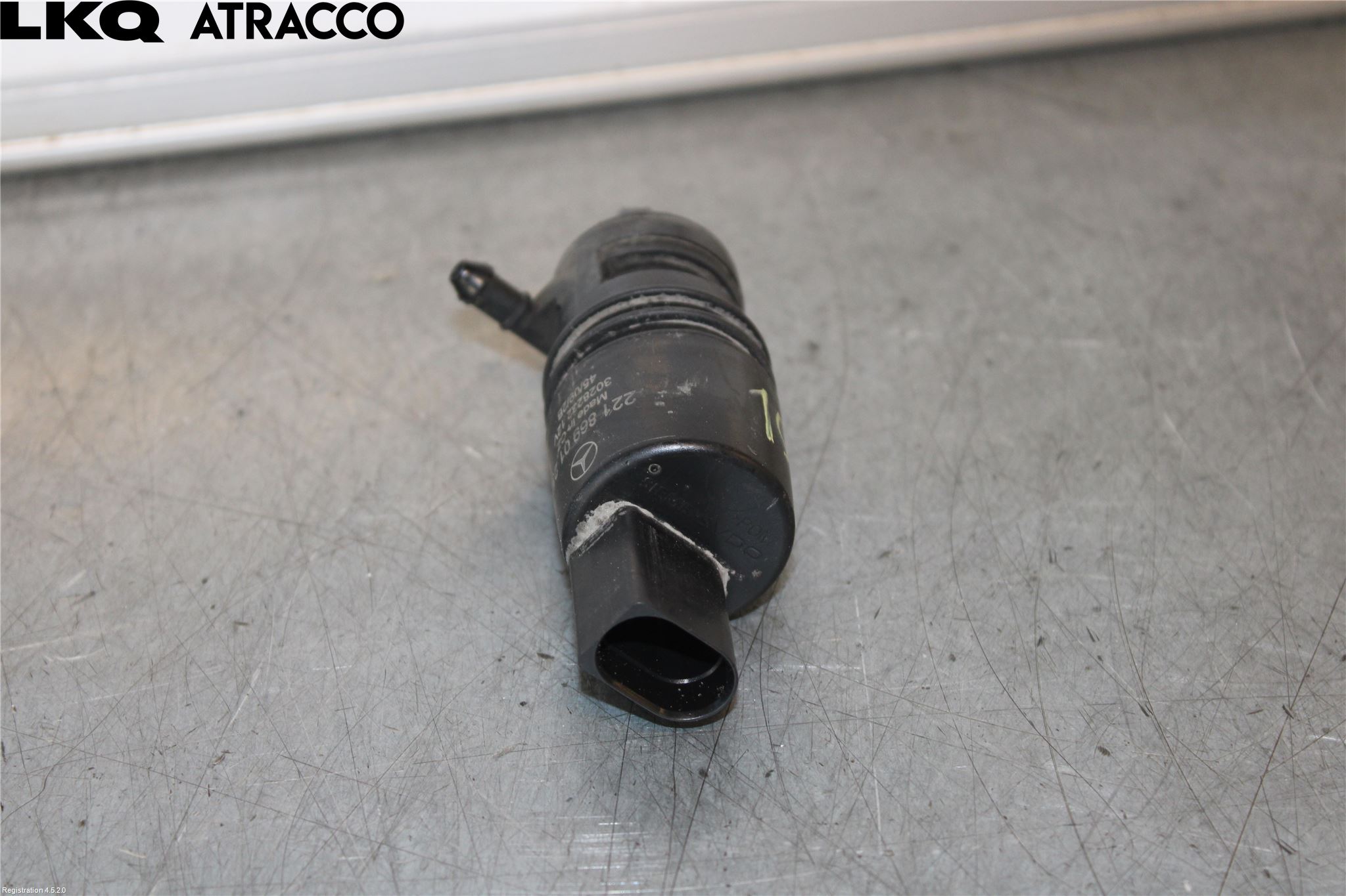 Mercedes-Benz MB E-KLASS (W212) 09-16 Spylerpumpe Frontrute