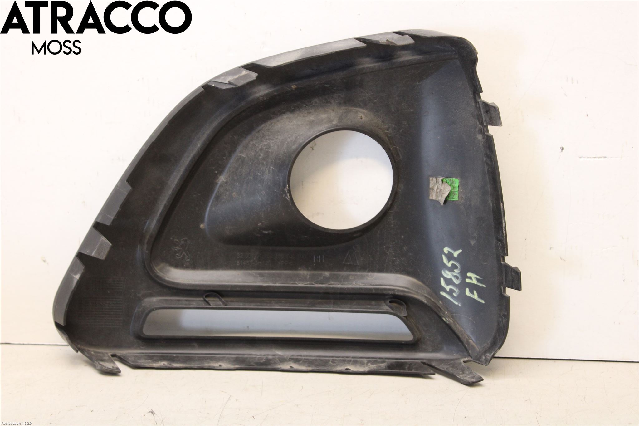 Peugeot 108 15-22 Frontlykt Kurve-Tåkelys Ramme