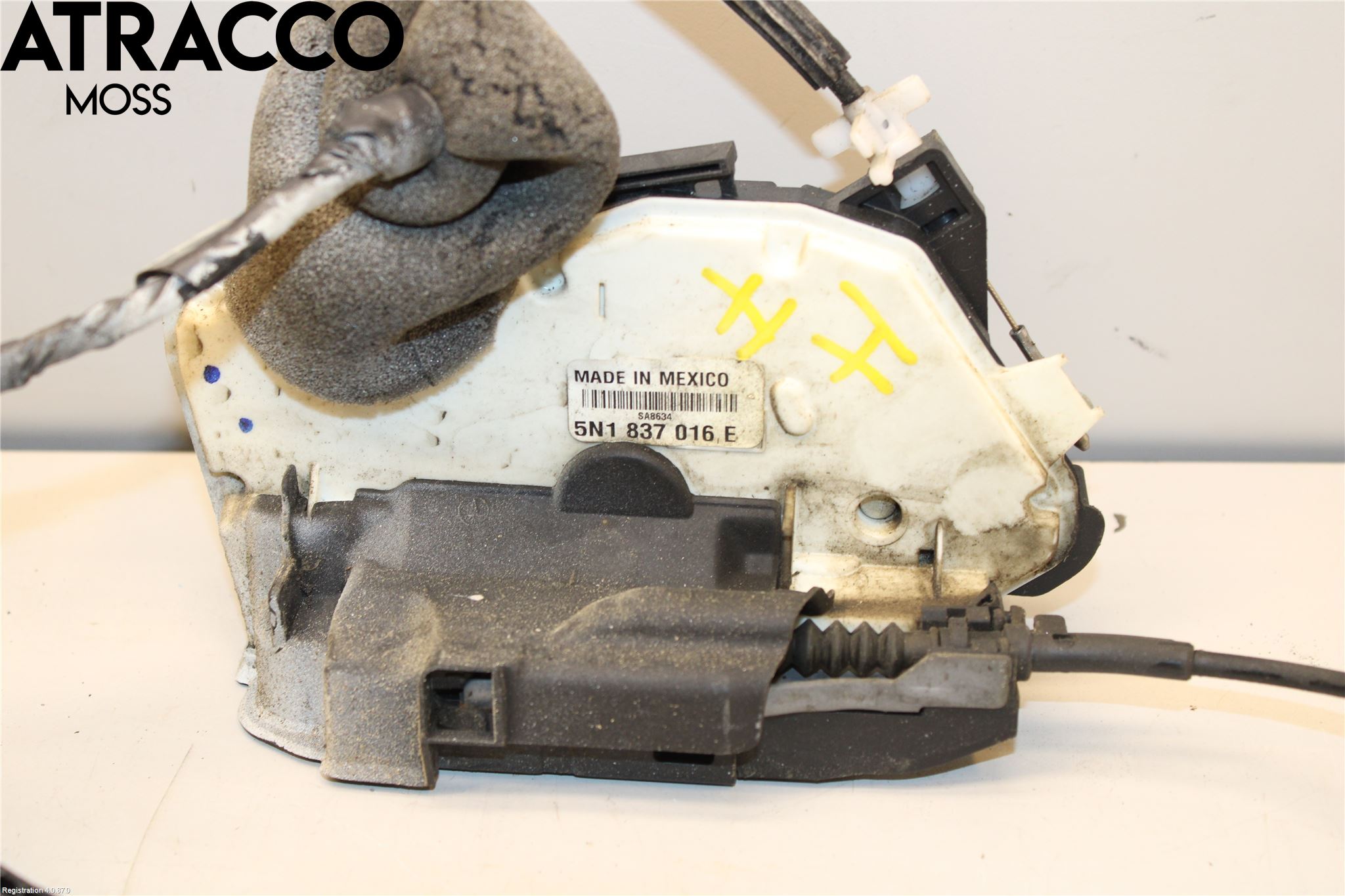 Volkswagen VW AMAROK 2H 10-22 Dørlås - Låsekasse