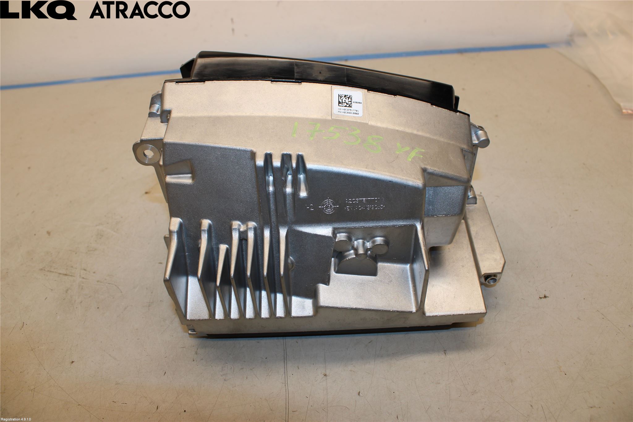 Mercedes-Benz MB C-KLASS (W205) 14-21 Instrumentkonsoll Midt