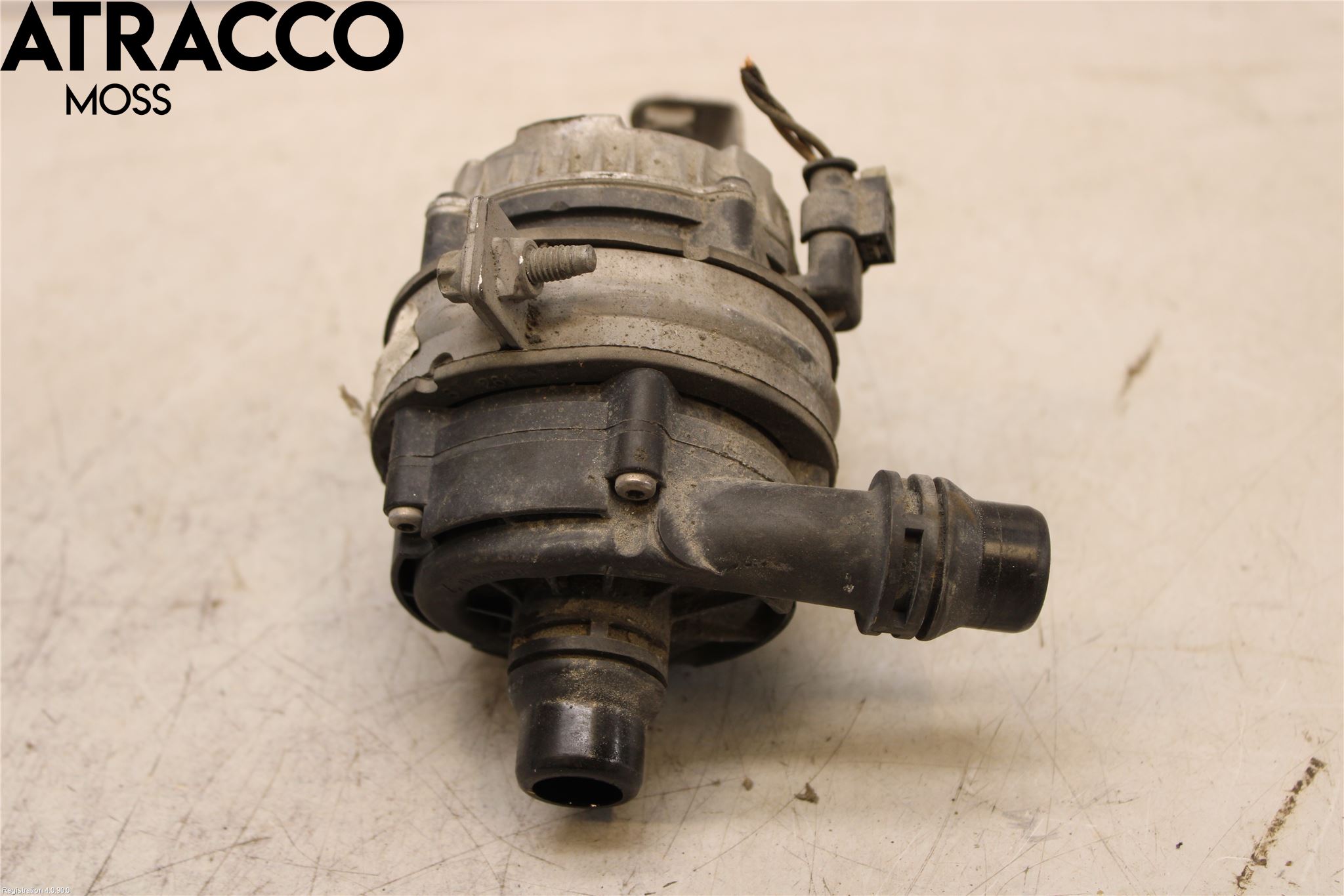 Mercedes-Benz MB C-KLASS (W205) 14-21 Vannpumpe