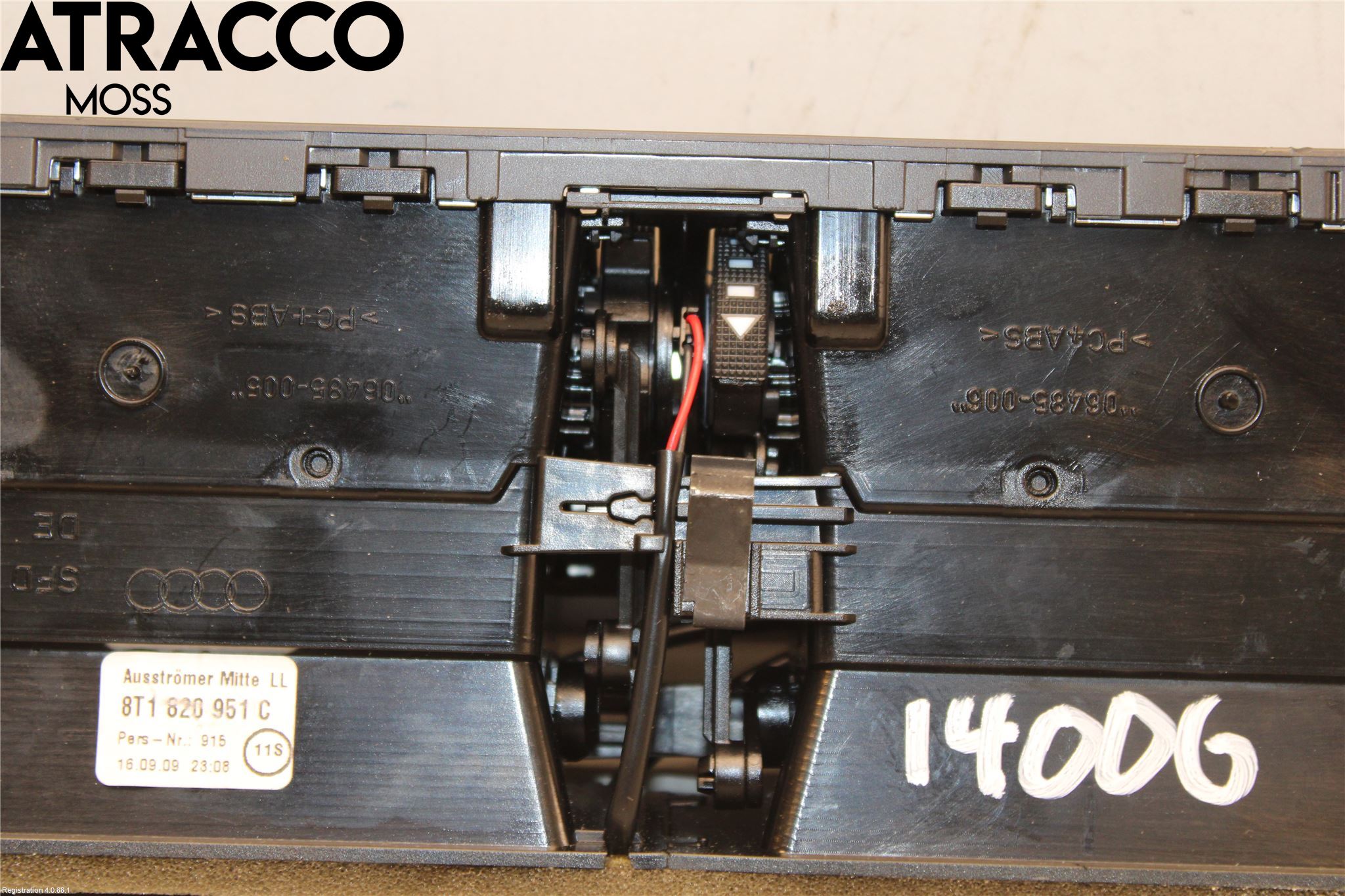 Audi A4/S4 08-11 Dashbord Kanal - Dyse