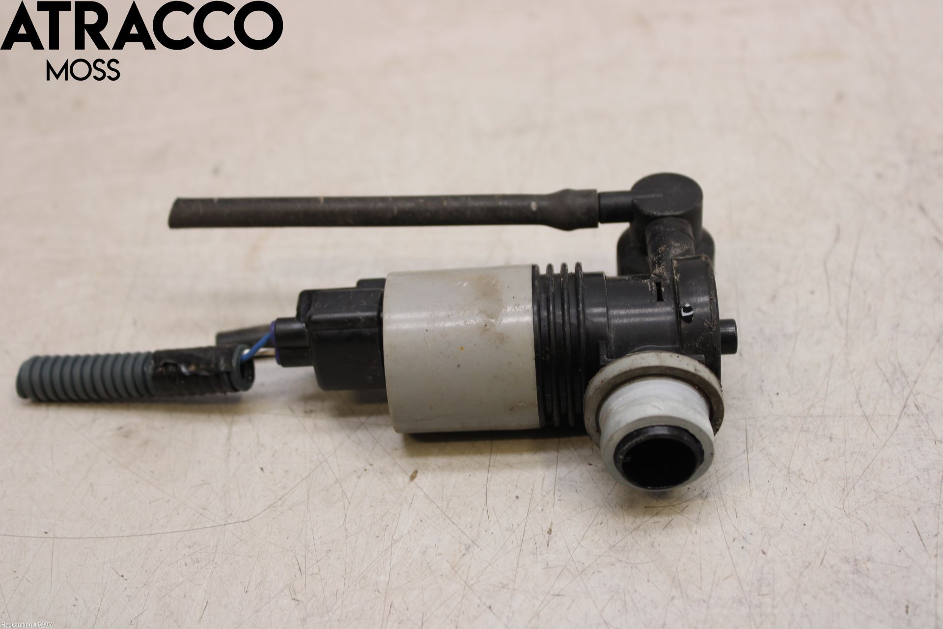 Toyota AURIS 13-19 Spylerpumpe Frontrute