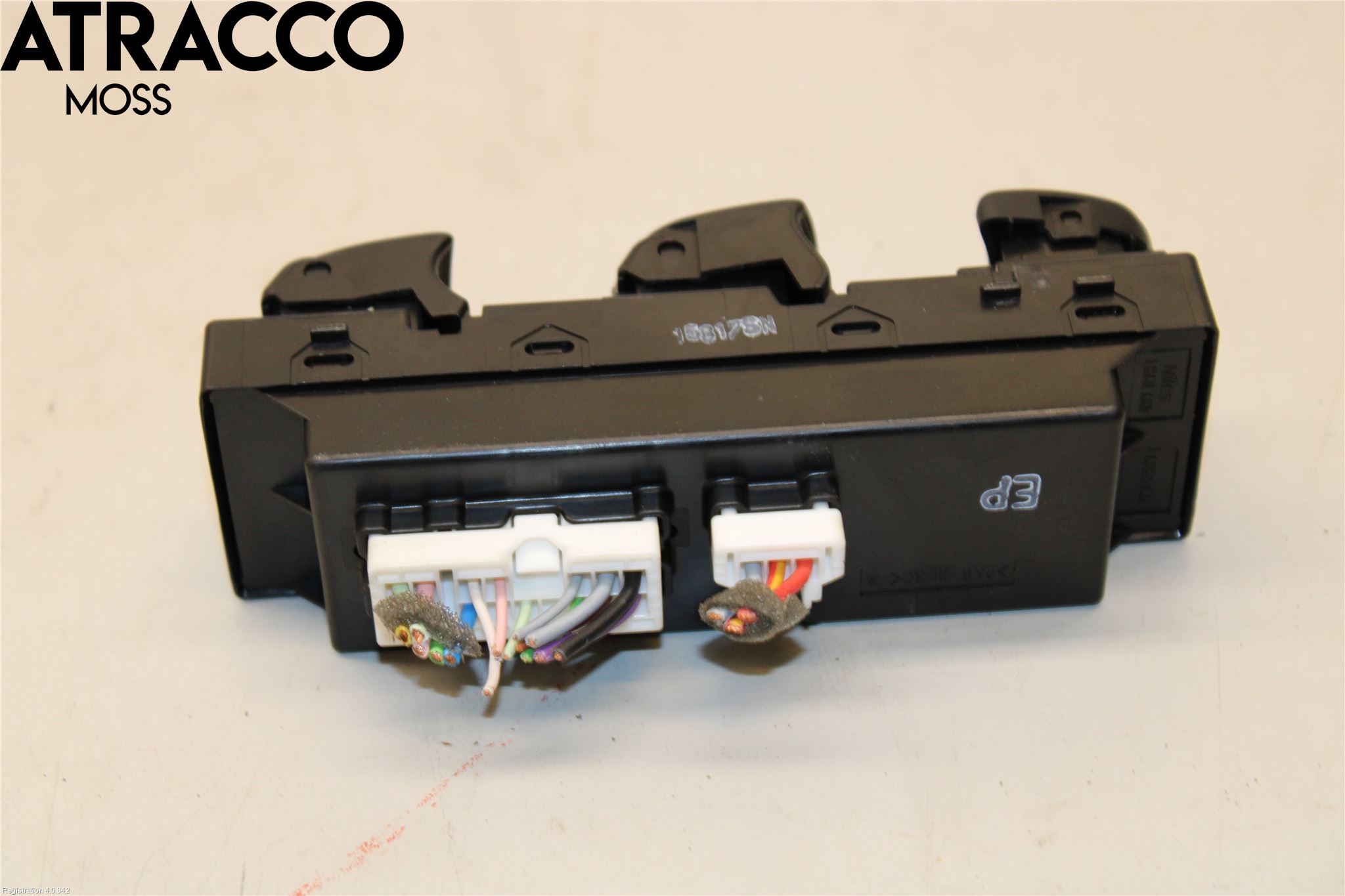 Nissan QASHQAI 14-17 Bryter Vindusheis