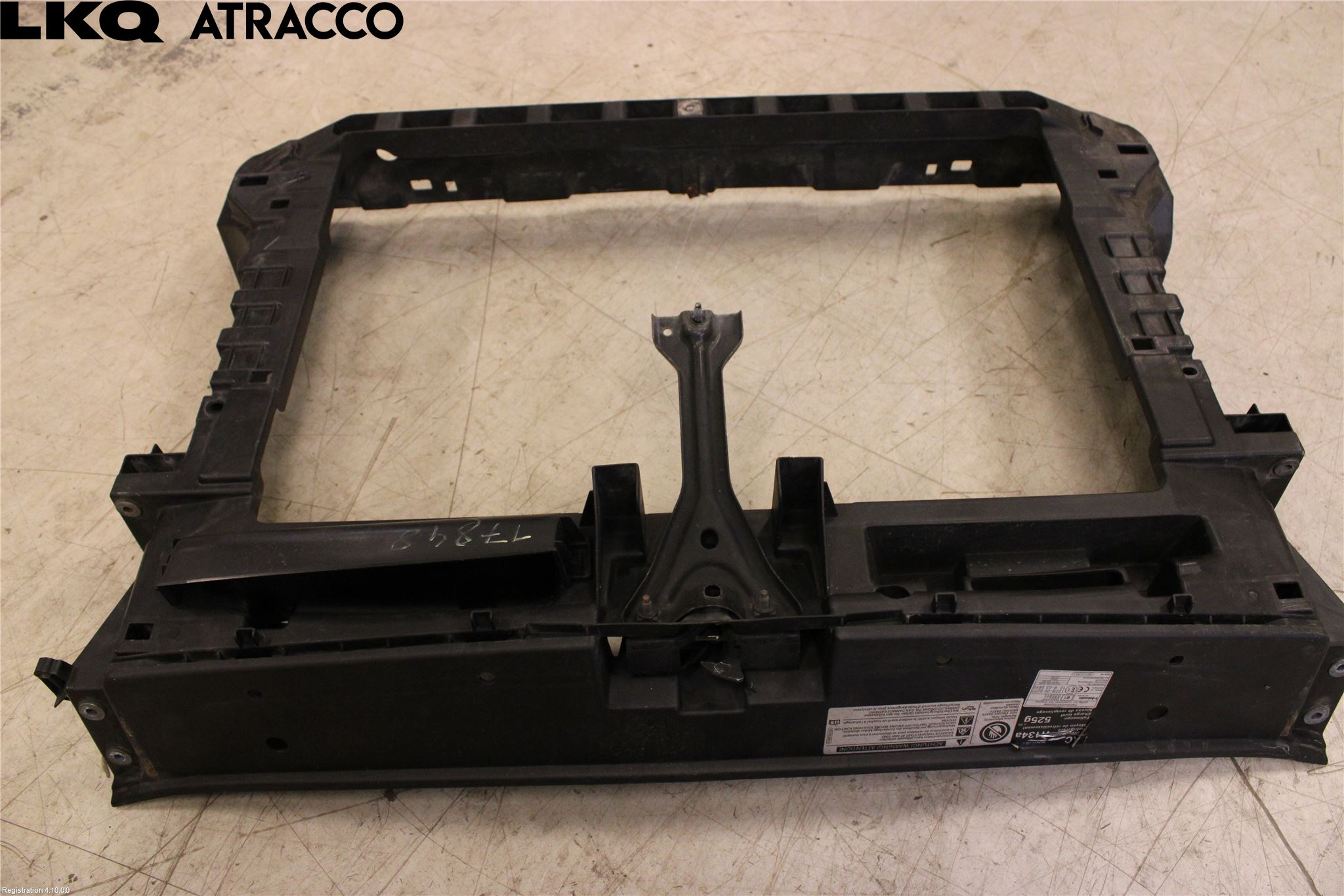 Volkswagen VW TOURAN 10-15 Radiator Feste - Ramme - Bjelk