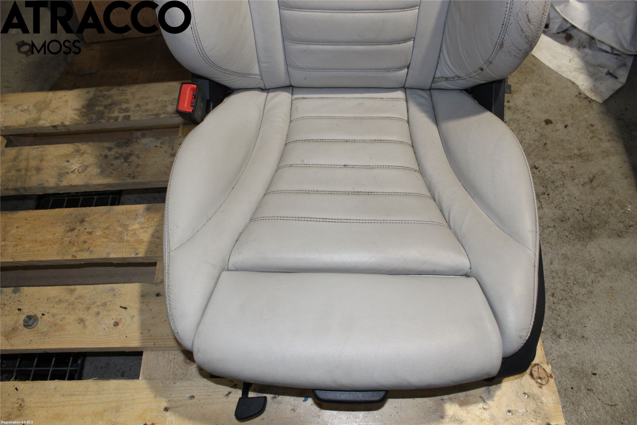 Mercedes-Benz MB C-KLASS (W205) 14-21 Innr Sete Foran Venstre