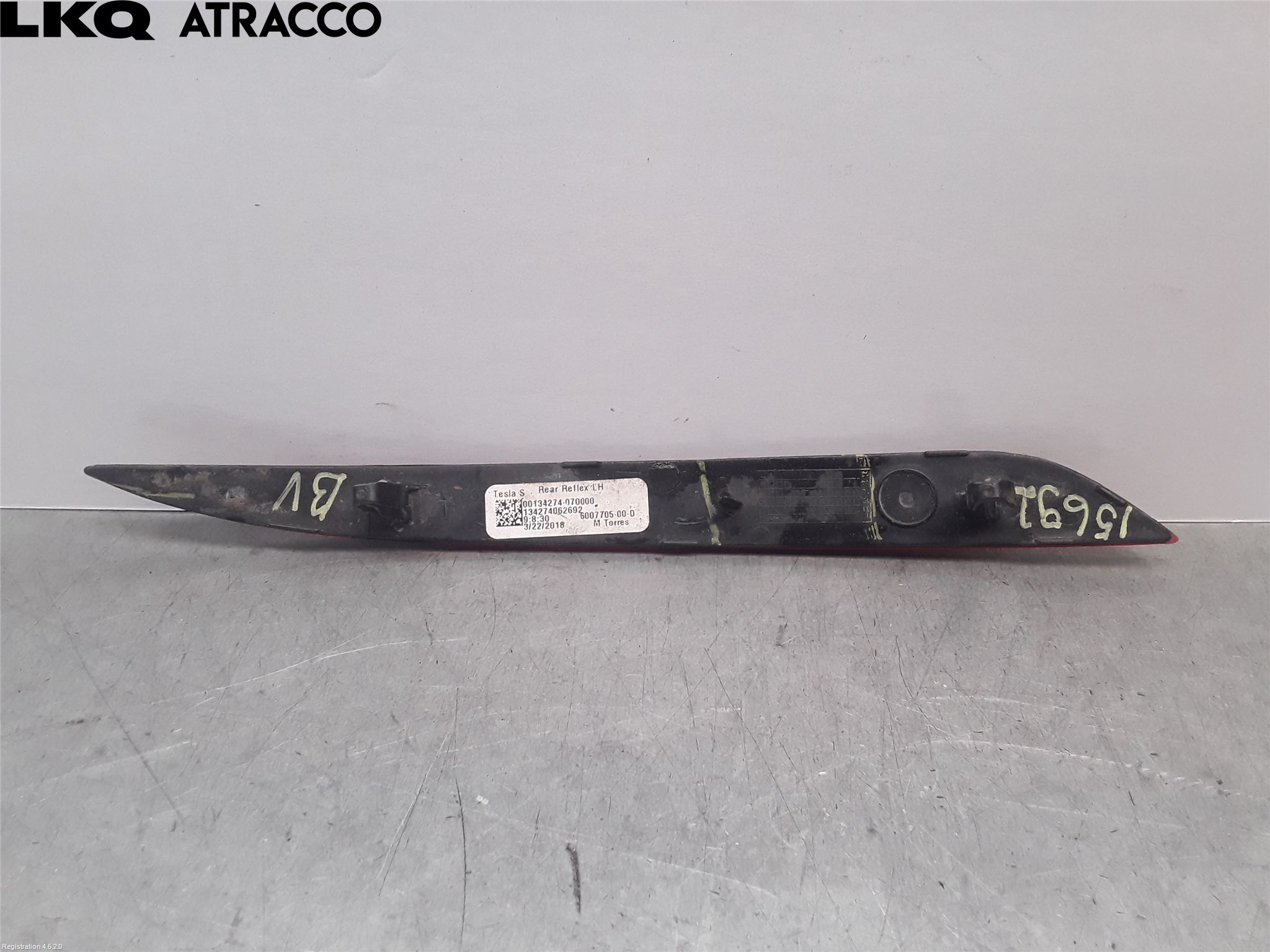 Tesla MODEL S 13- Refleks Bak