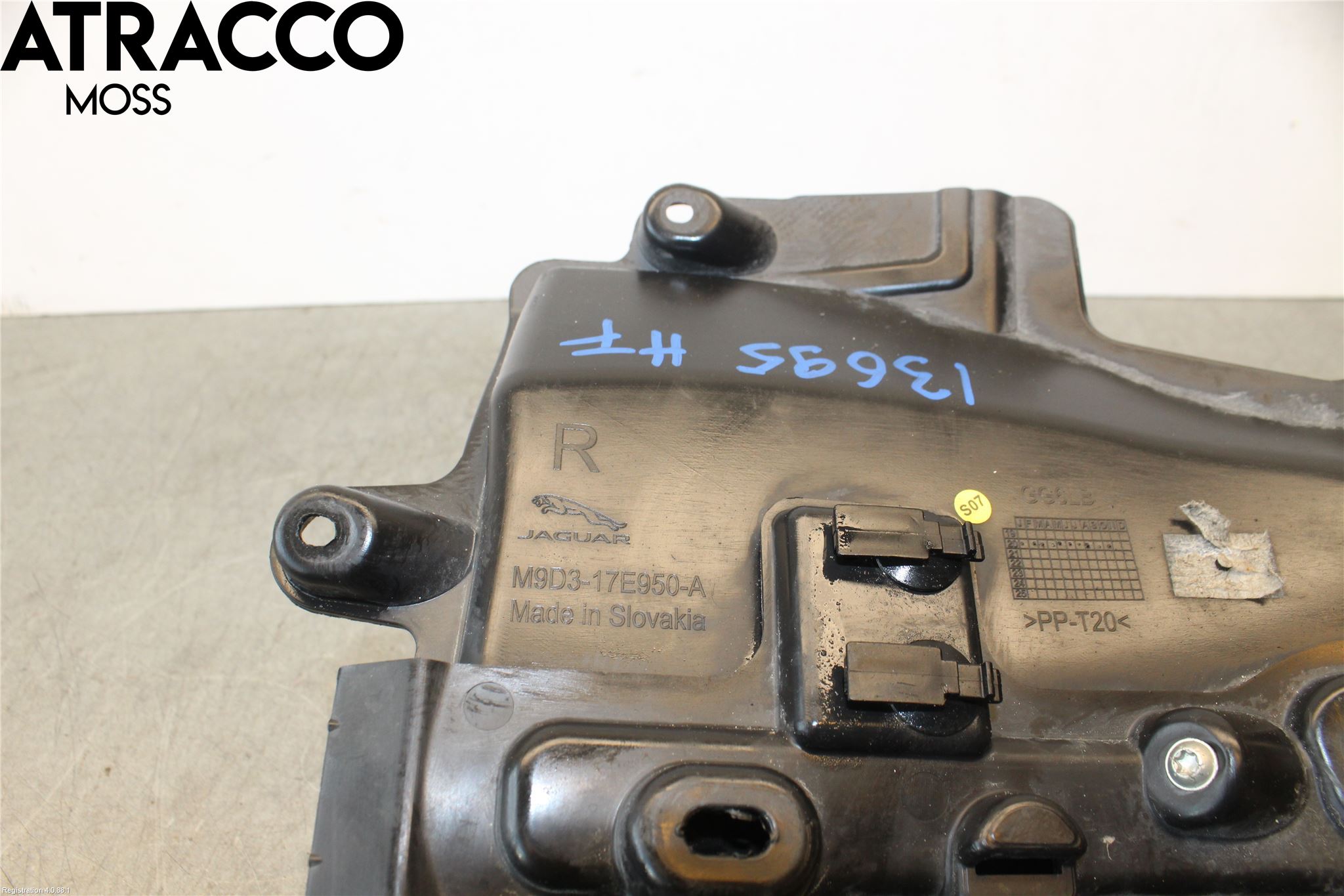 Jaguar I-PACE 18- Støtfanger Foran Horn Høyre