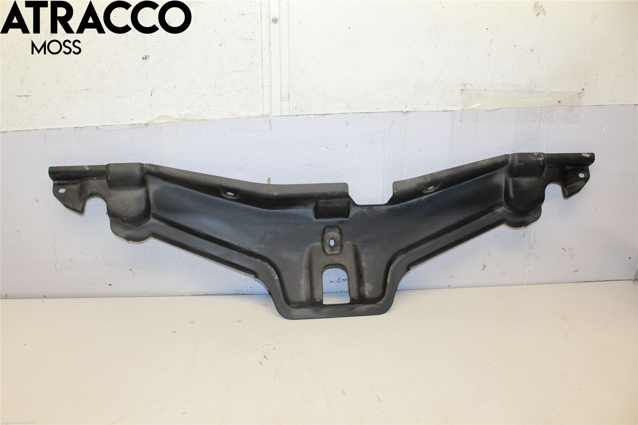 Toyota AURIS 13-19 Luftstyring Front