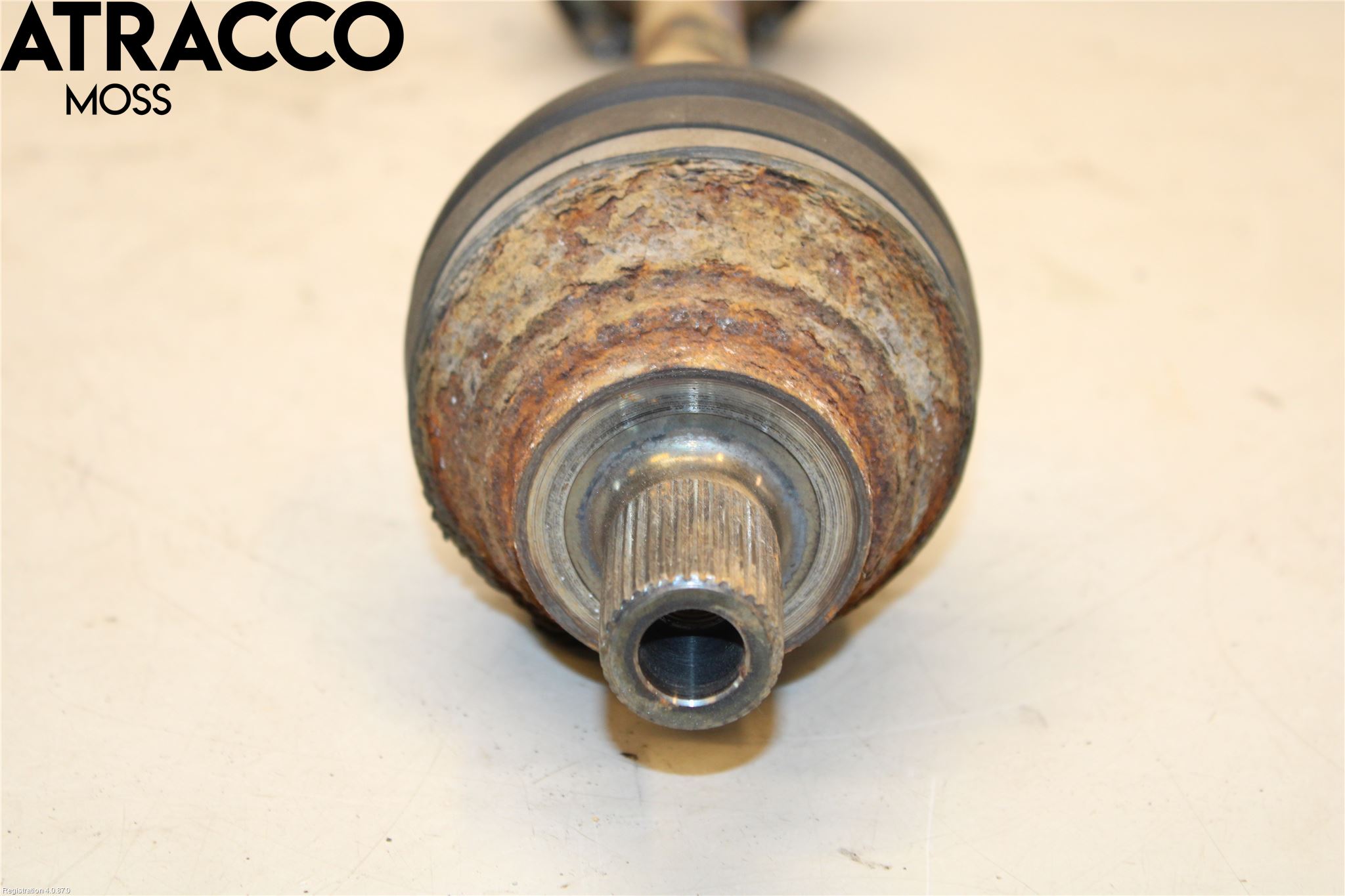 Volkswagen VW GOLF VI 09-13 Drivaksel Foran Kompl Venstre