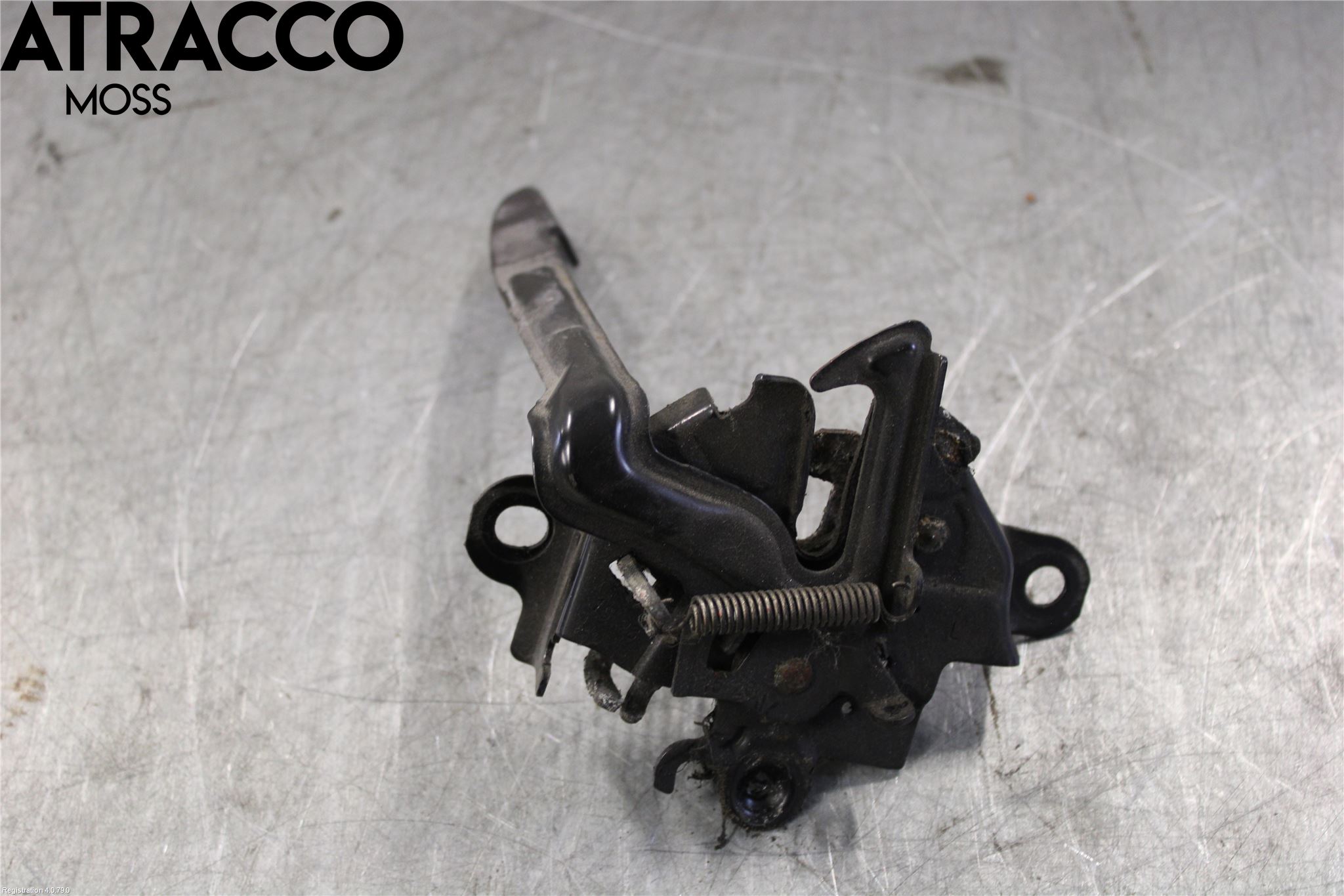 Toyota YARIS XP130 15-20 Panserlås