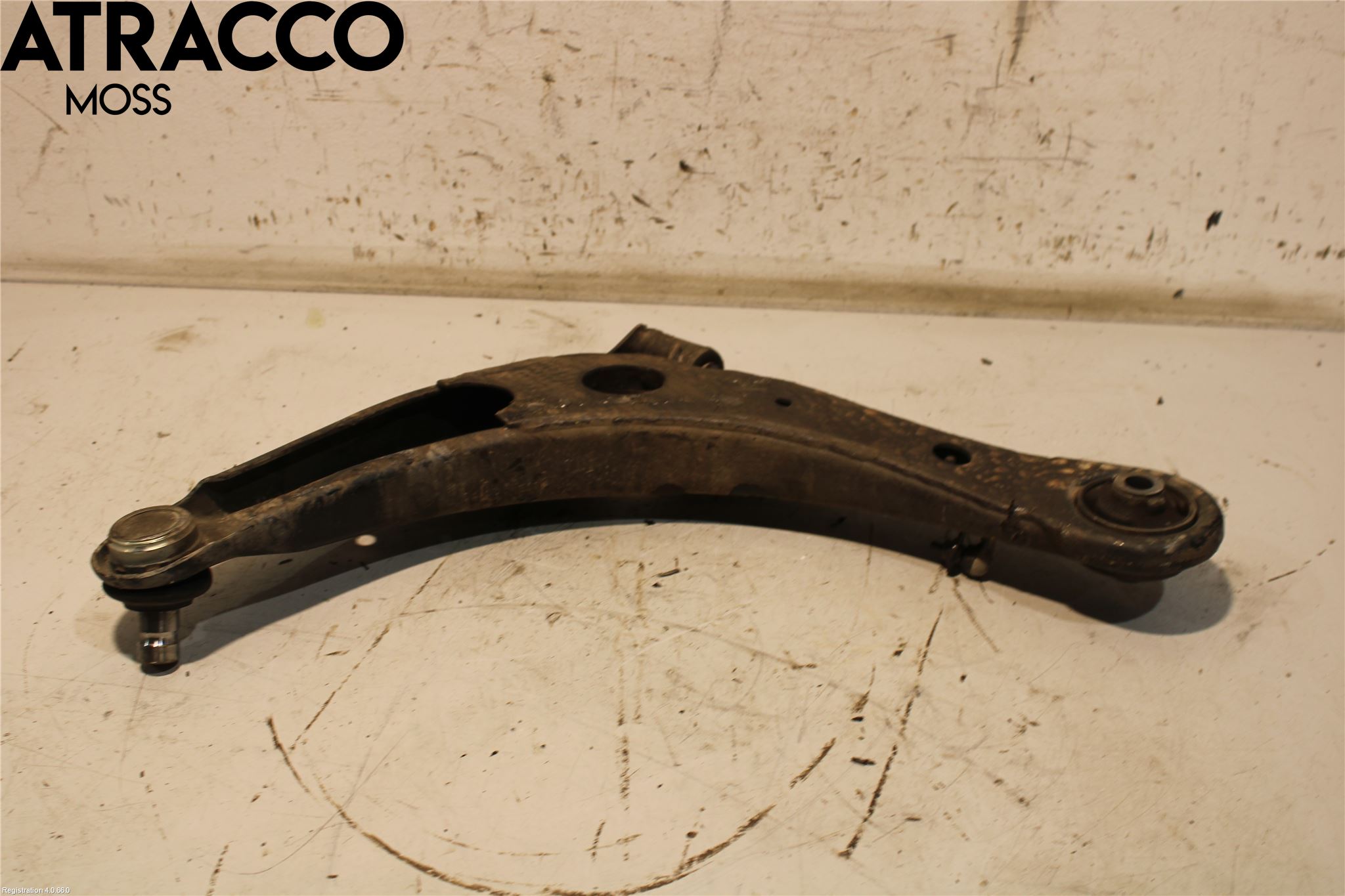 Mitsubishi ECLIPS CROSS Bærearm Foran Høyre Nedre