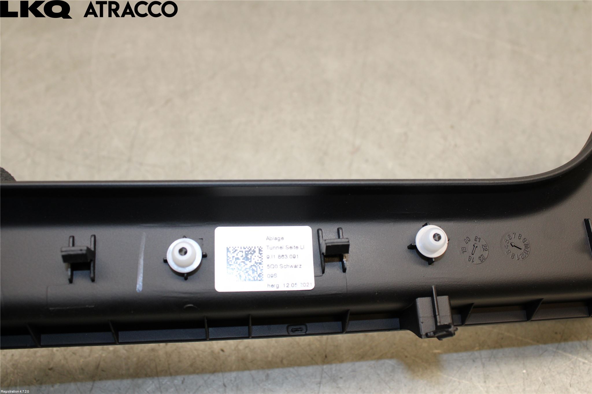 Porsche TAYCAN 20- Innr Dekor Instrbord