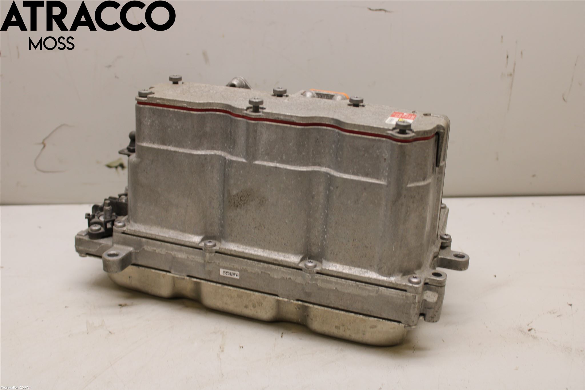 Volkswagen VW GOLF / E-GOLF VII 13-20 Inverter 12-)220V