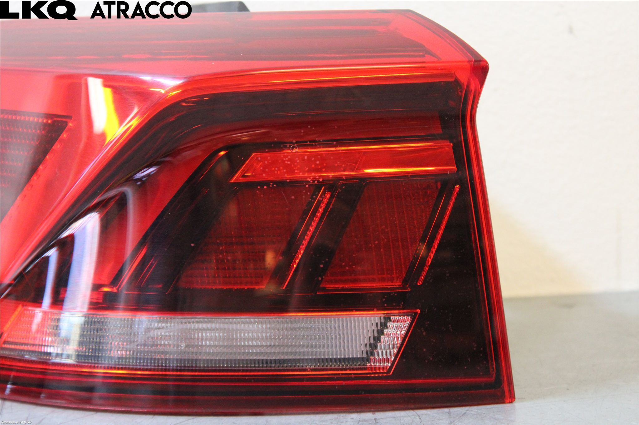Volkswagen VW T-ROC 18- Baklykt Venstre