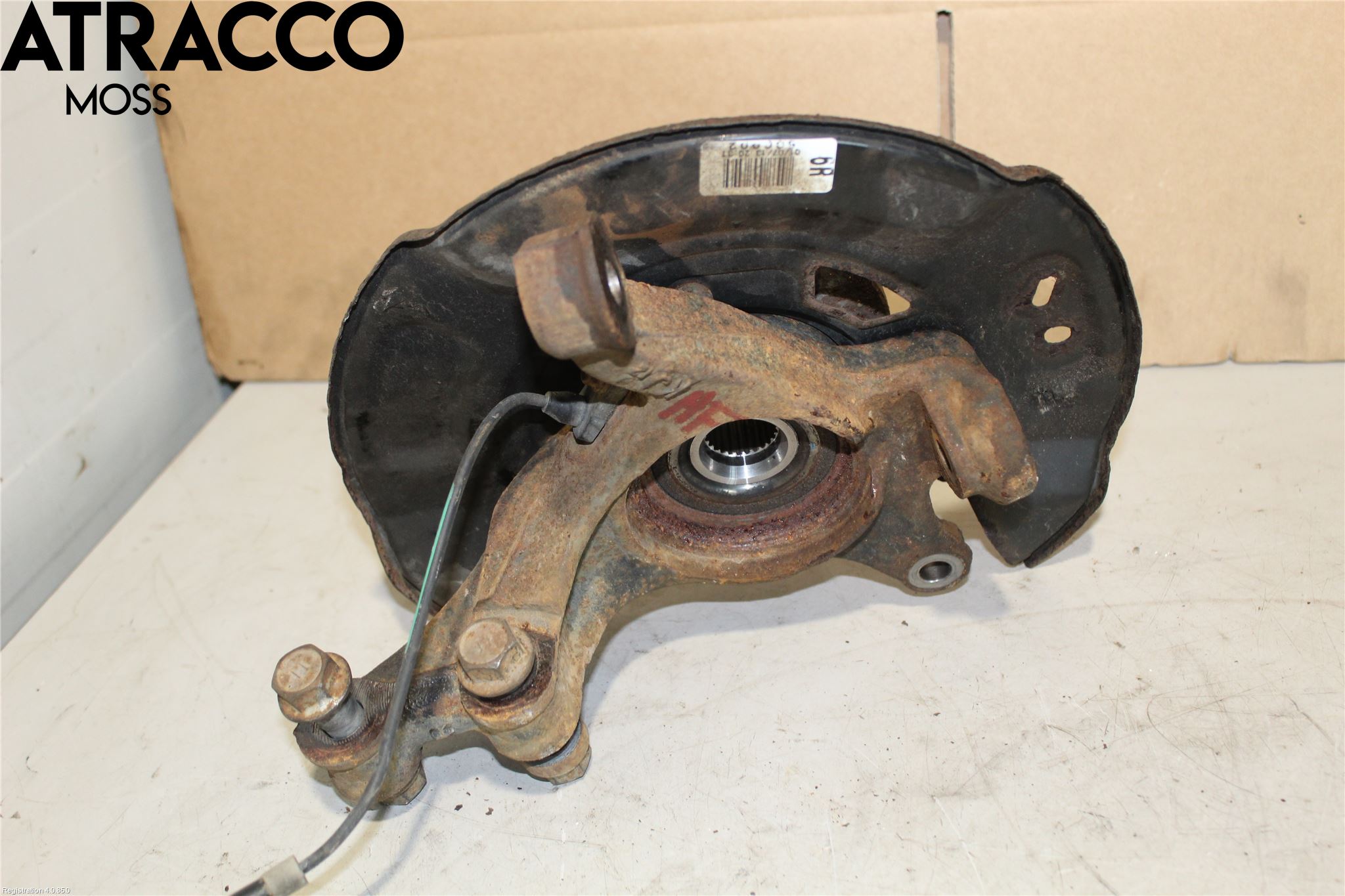 Toyota YARIS XP130 12-14 Spindel Hf