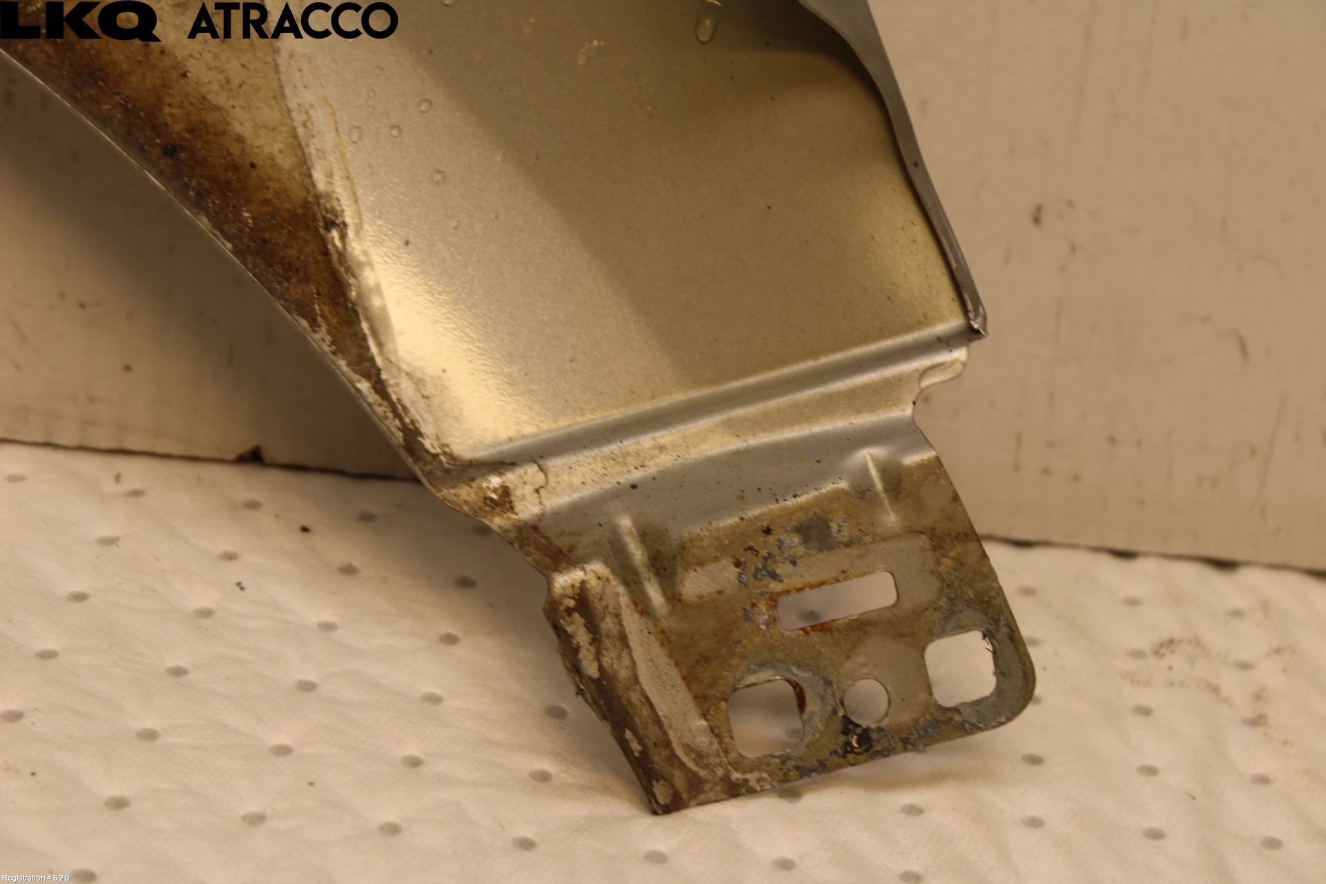 Ford ECOSPORT 17- Skjerm Foran Høyre