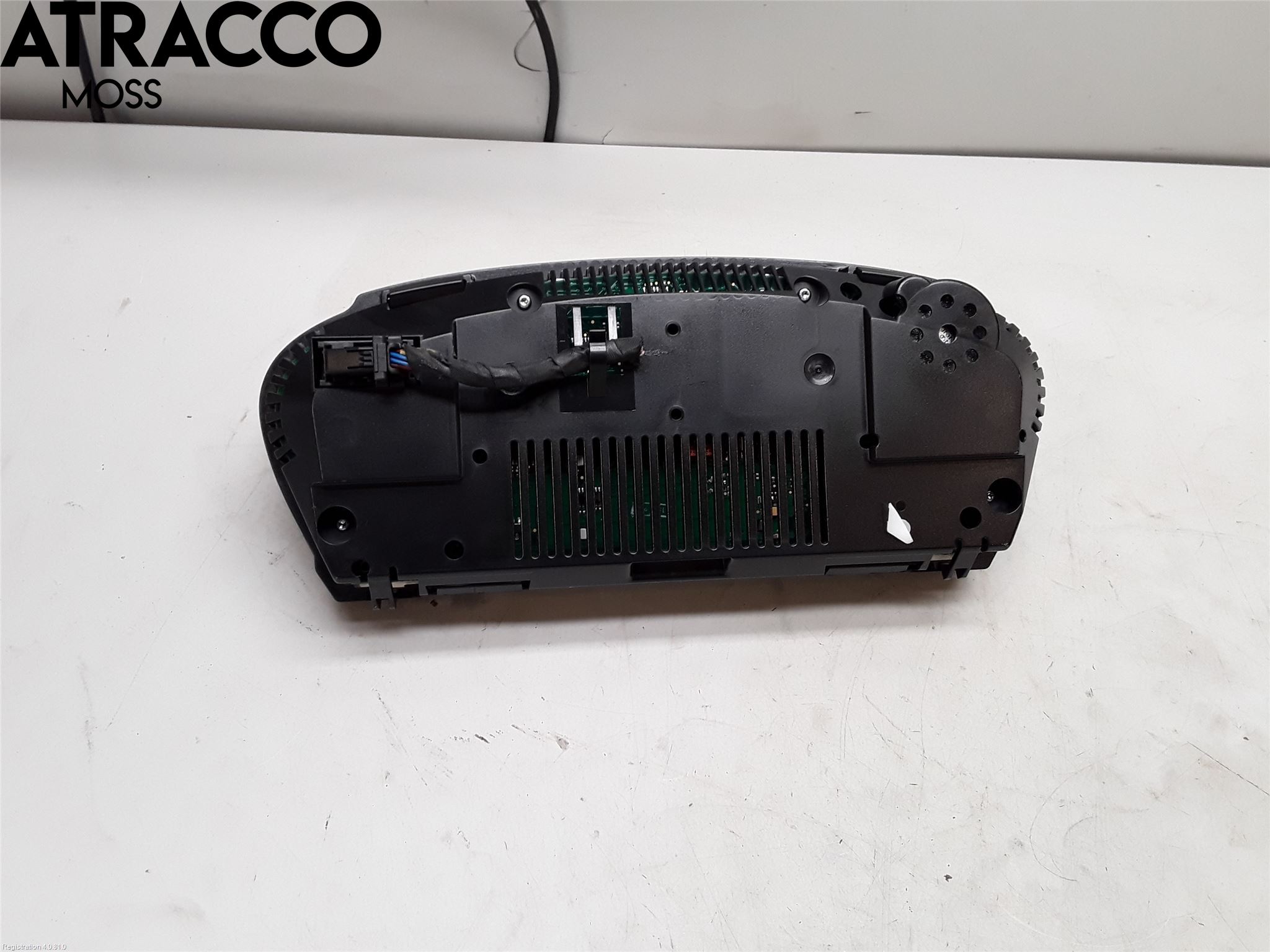 BMW 5 E60/61 Sed/Tou 02-10 Instr Kombinert