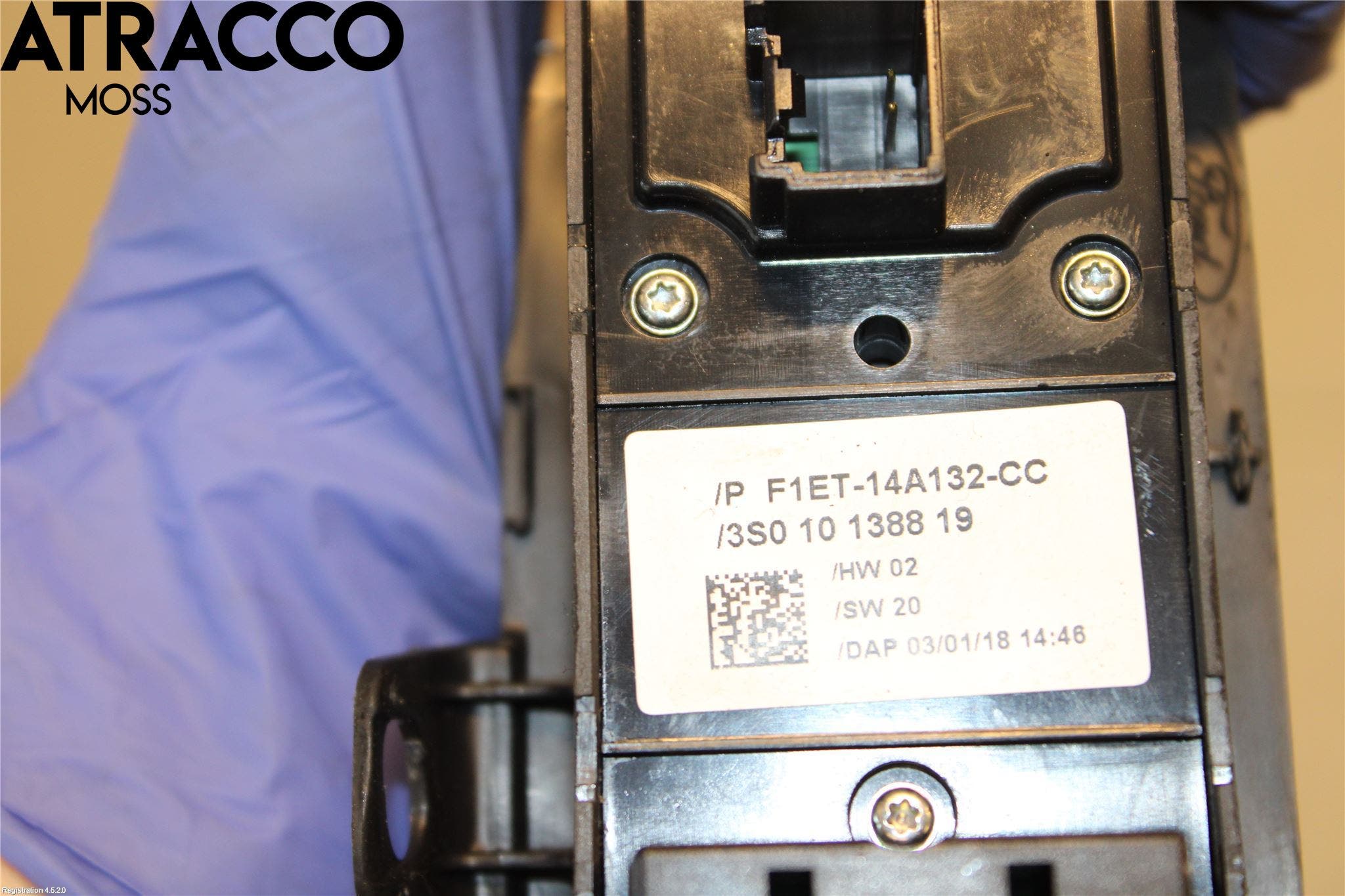 Ford FOCUS 15-18 Bryter Vindusheis