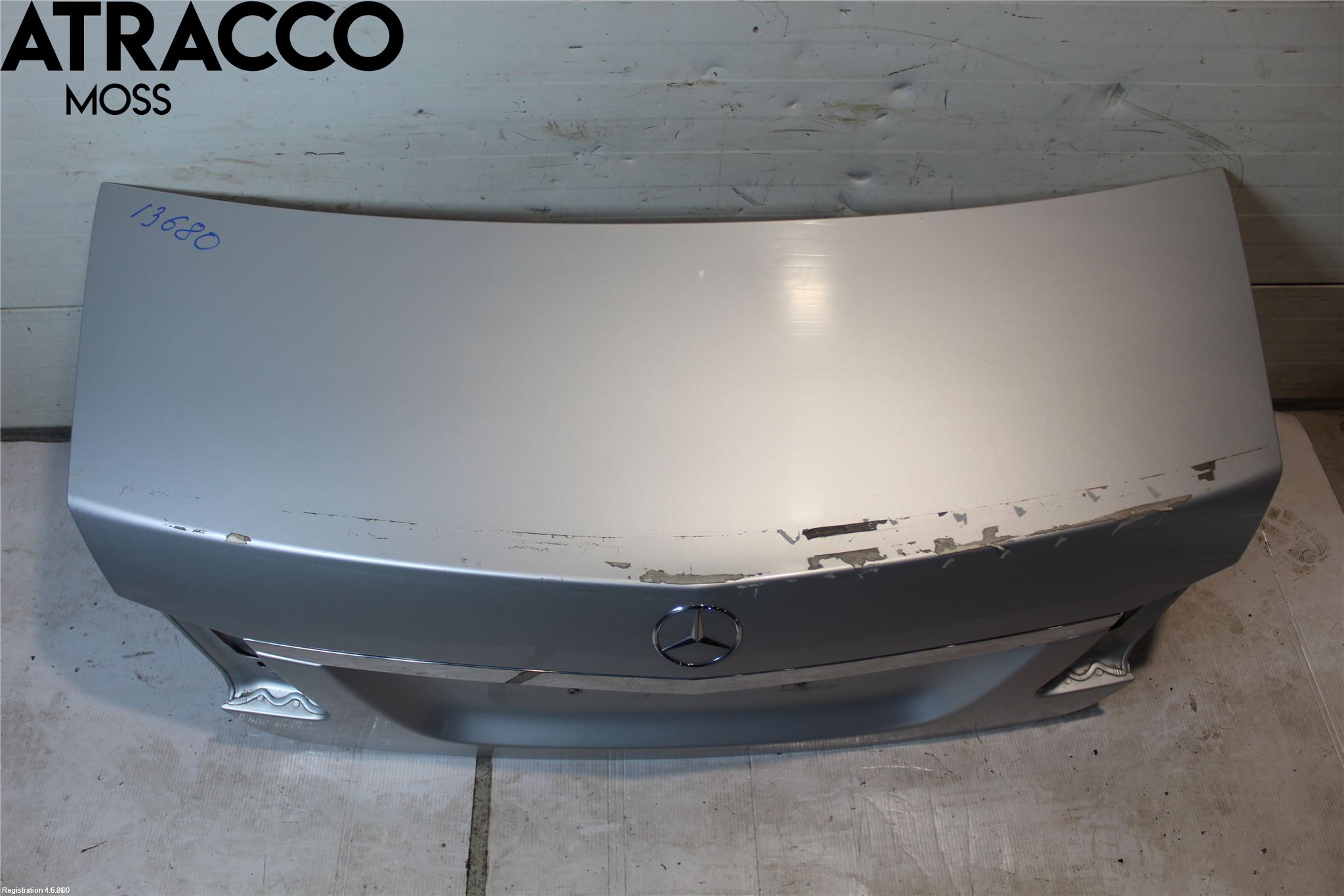 Mercedes-Benz MB E-KLASS (W212) 09-16 Bakluke Koffertlokk