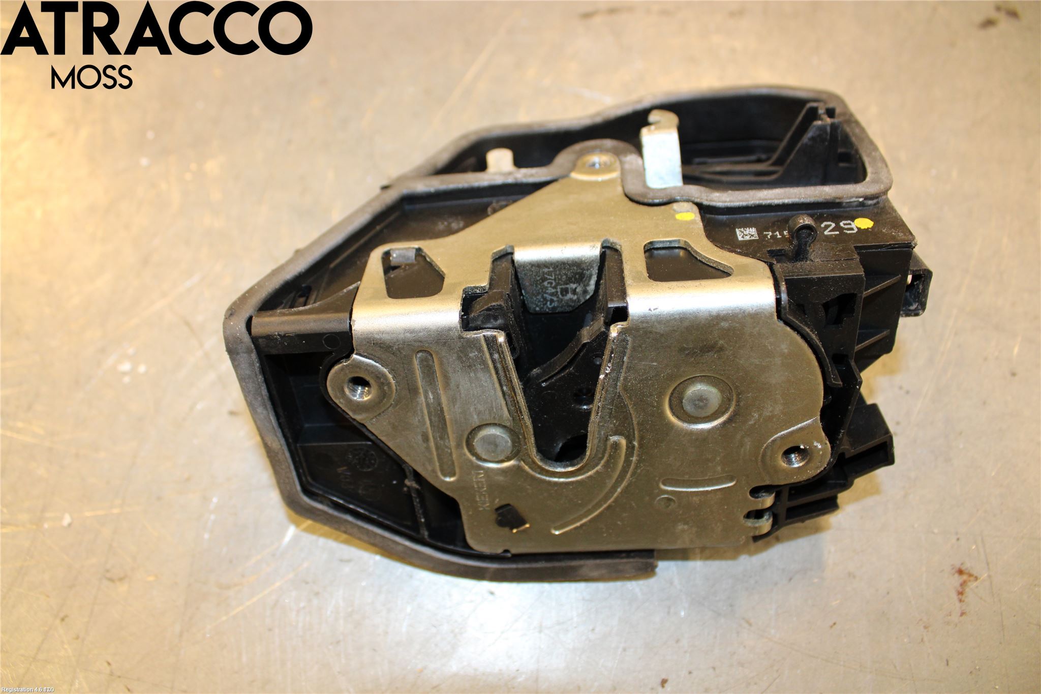 BMW 5 E60/61 Sed/Tou 02-10 Dørlås - Låsekasse