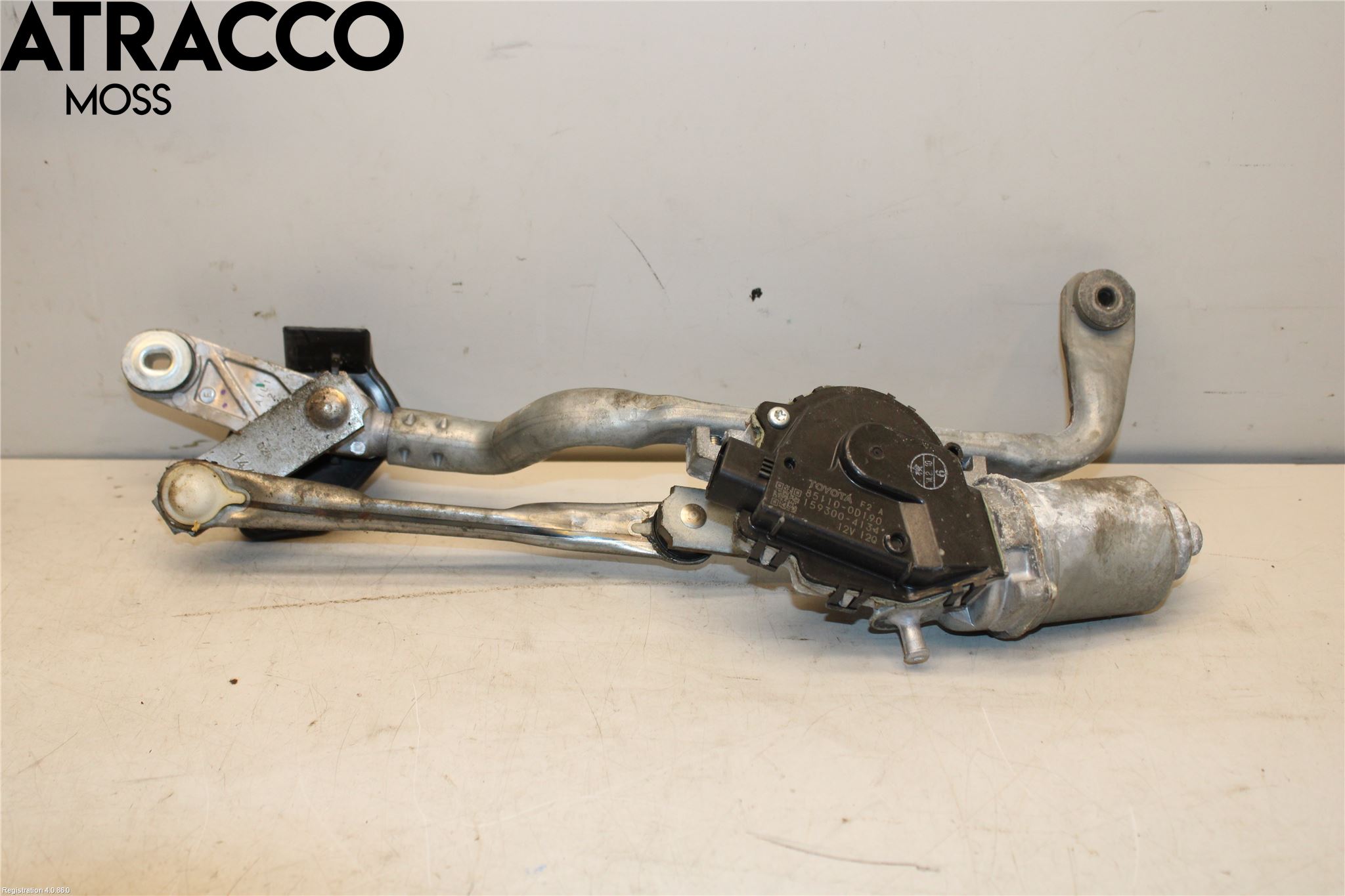 Toyota YARIS XP130 12-14 Viskermotor Frontrute