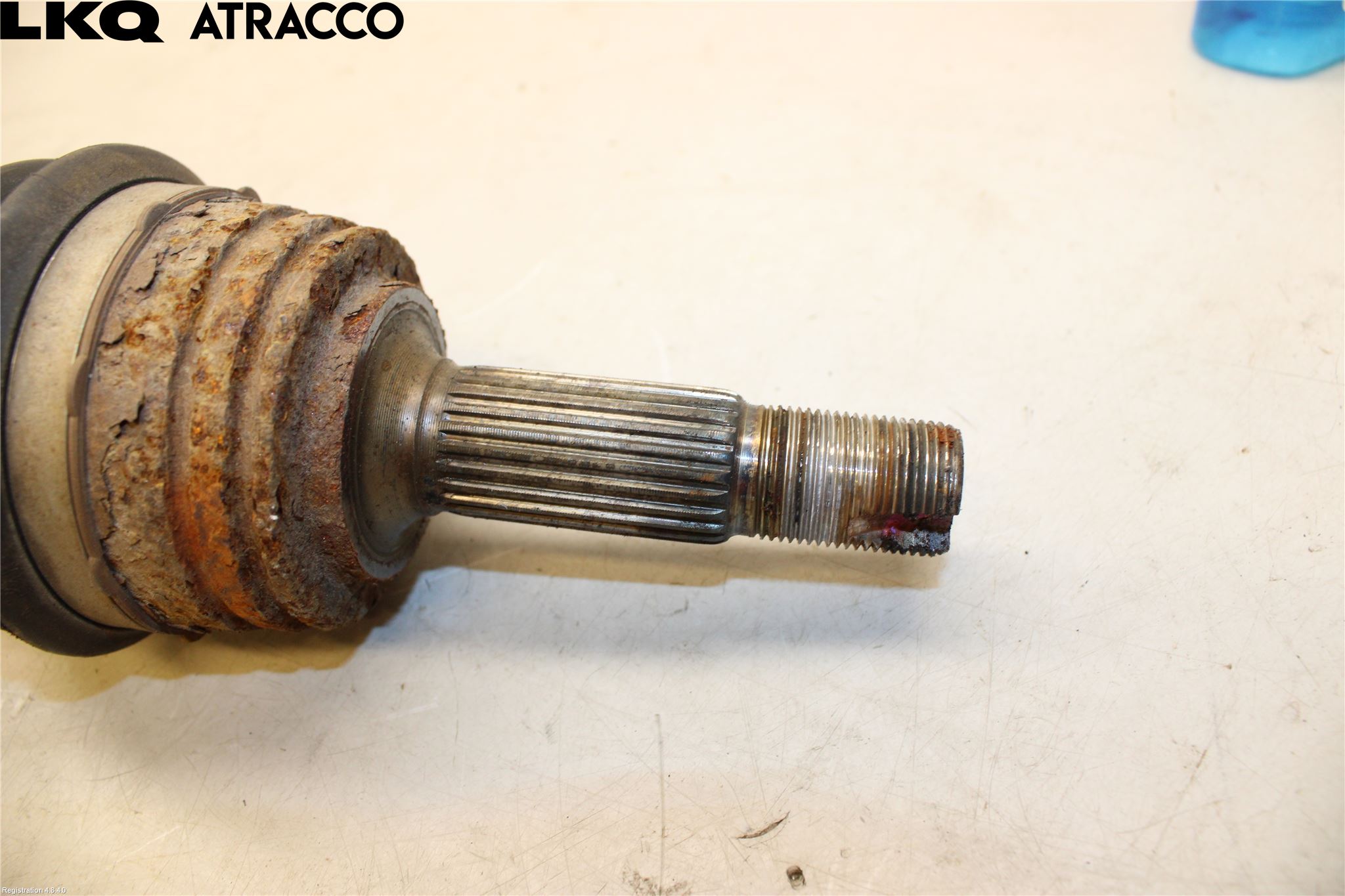 Toyota AYGO 15-21 Drivaksel Foran Kompl Venstre