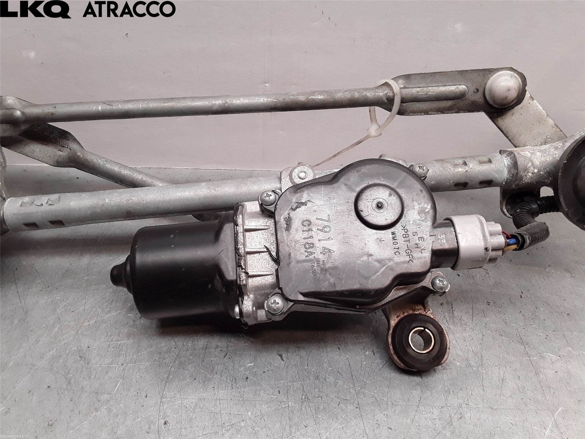 Nissan LEAF 18- Viskermotor Frontrute