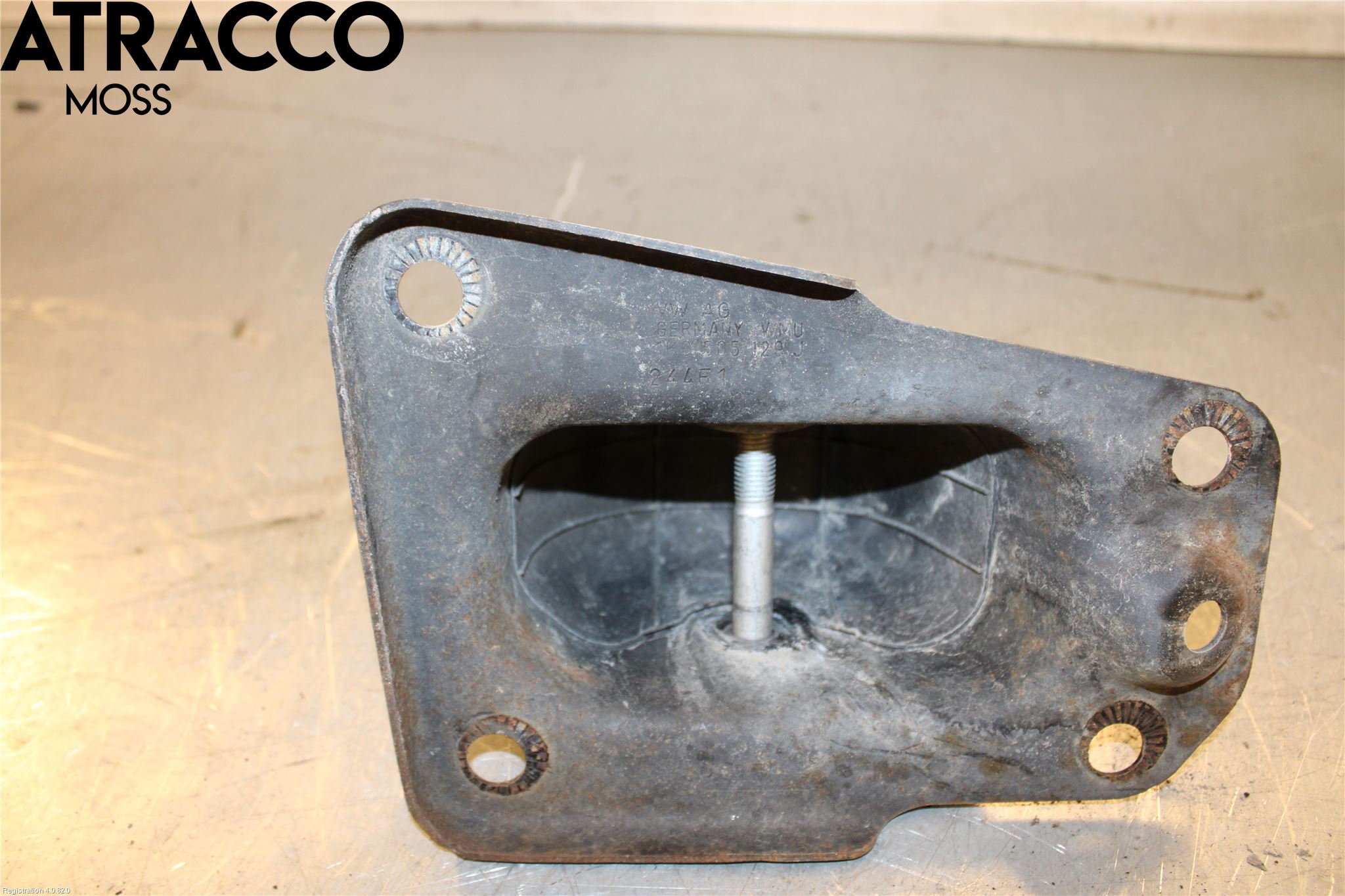 Volkswagen VW GOLF VI 09-13 Bærearm Bak Venstre