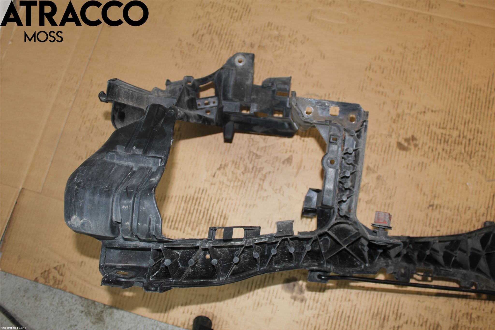 Mercedes-Benz MB B-KLASS (W245) 05-12 Frontlykt Holder-Feste