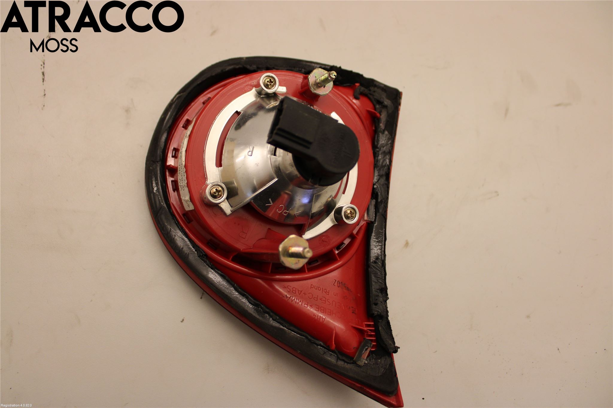 Volkswagen VW GOLF V 04-09 Baklykt Høyre  På Luke(Indre)