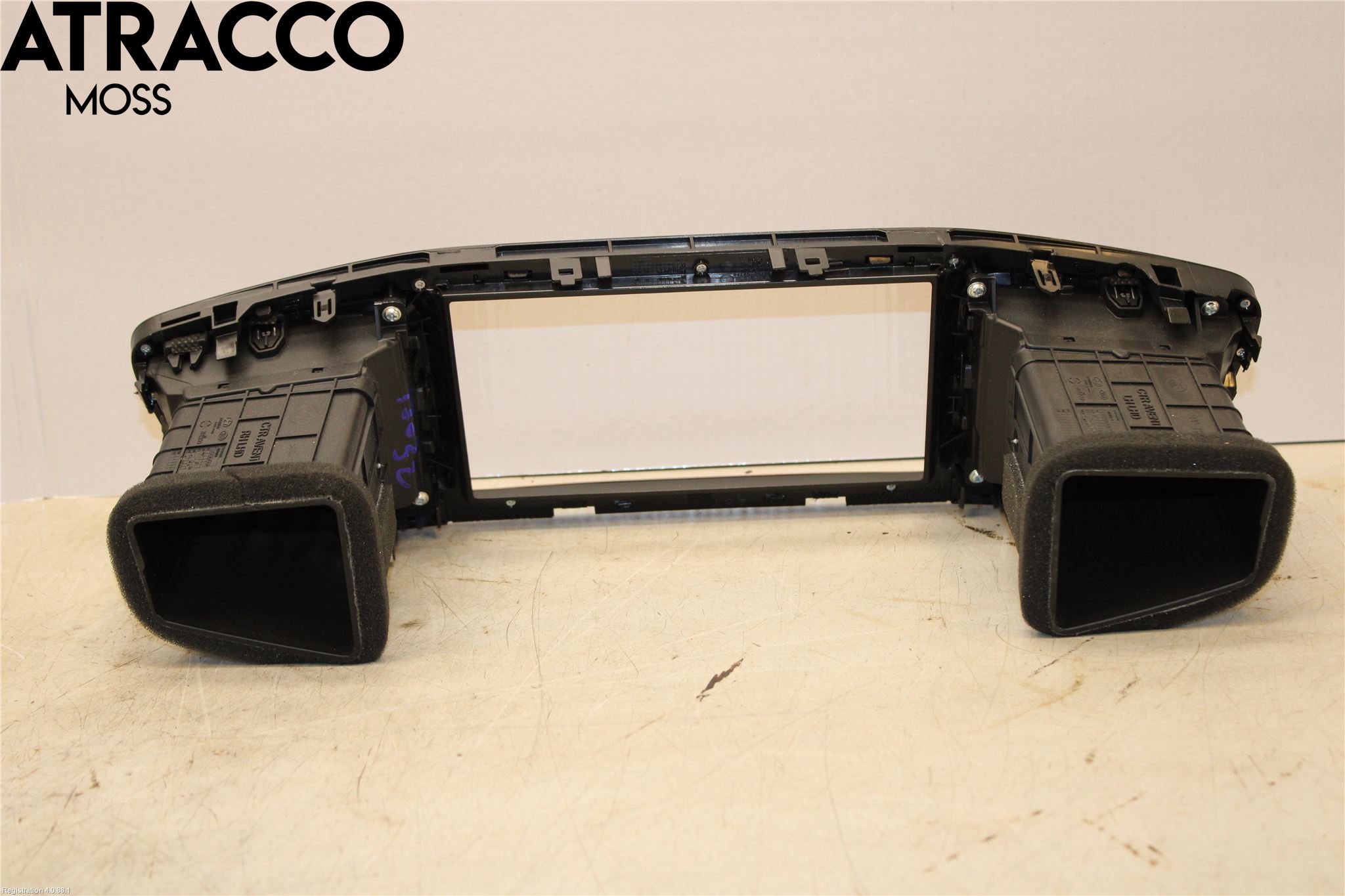 Hyundai IONIQ AE 17-22 Dashbord Kanal - Dyse