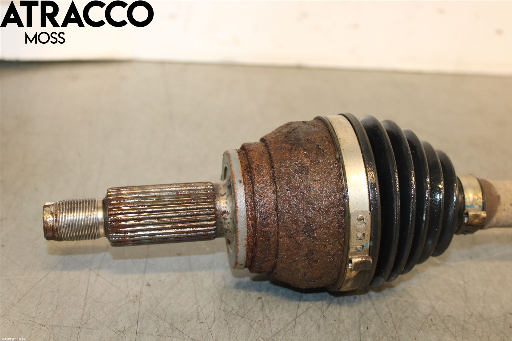 Kia SOUL 09- Drivaksel Foran Kompl Venstre