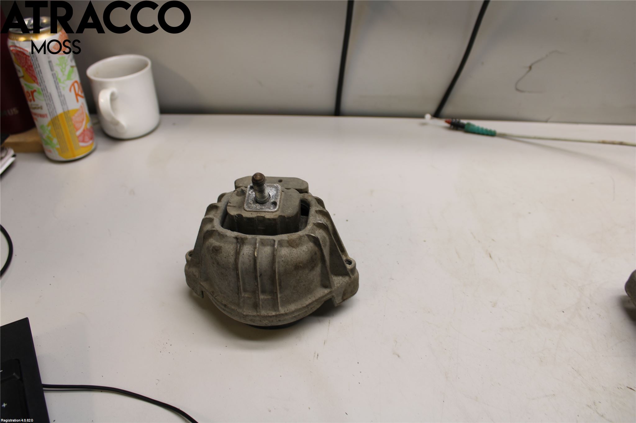 BMW 1 E87/81 5D/3D 03-11 Motor Feste Gummi