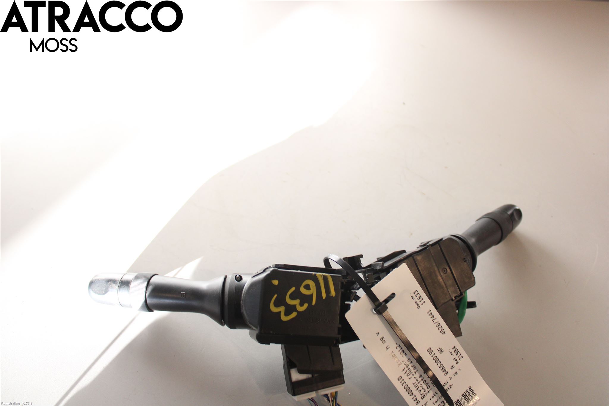 Toyota YARIS XP130 12-14 Bryter Ratt Kombi H Og V