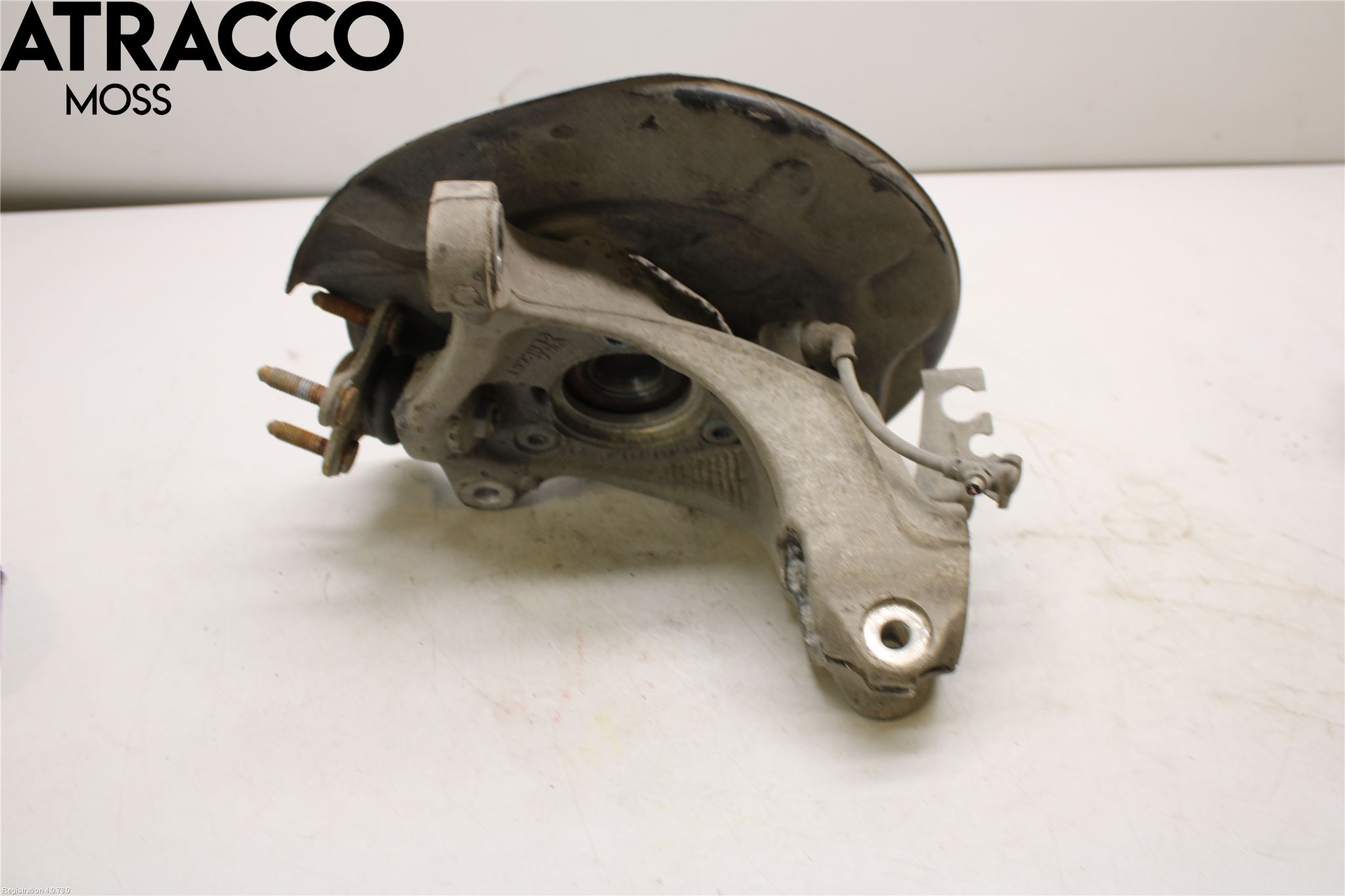 Volkswagen VW PASSAT 15-19 Spindel Vf