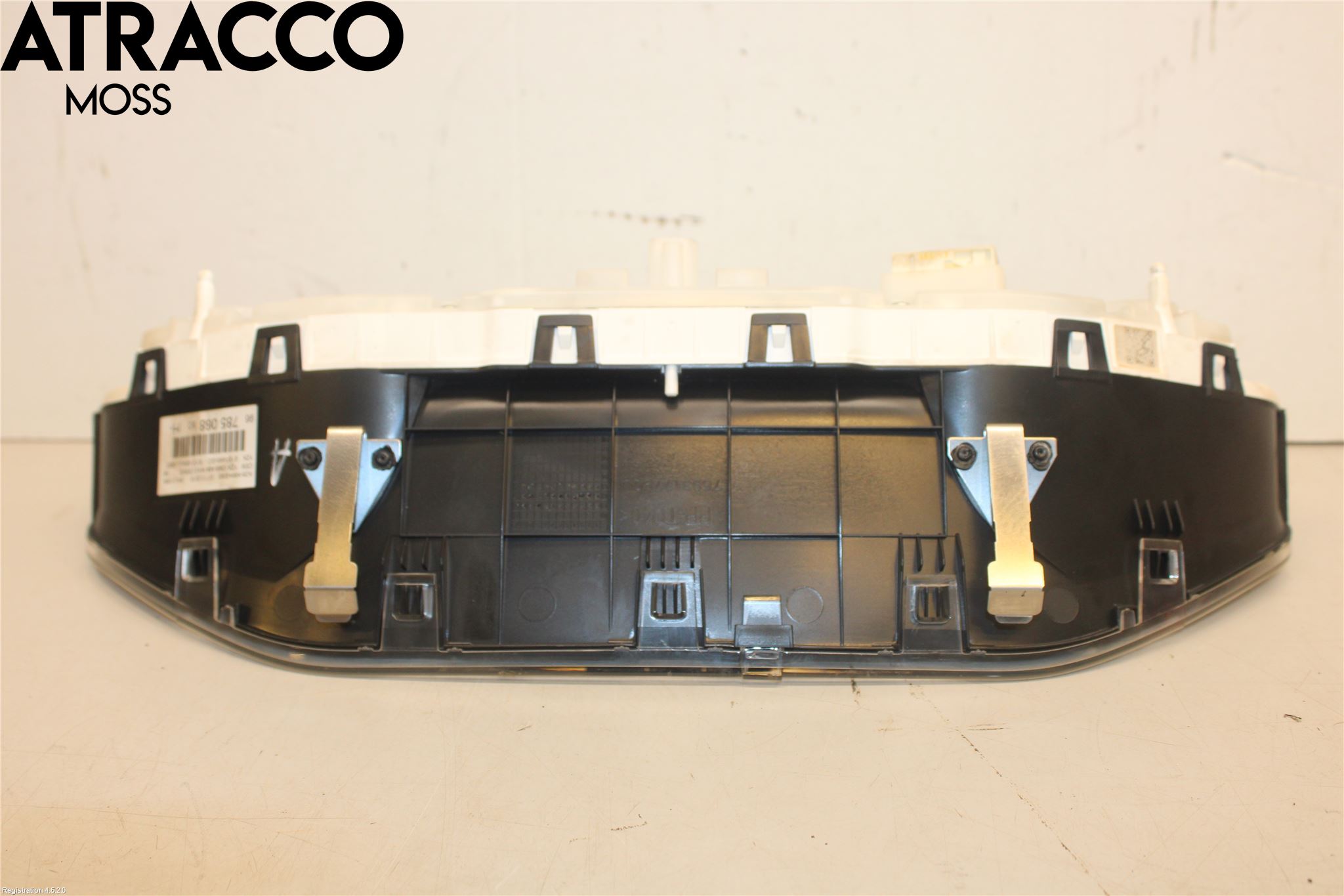 Peugeot 2008 13-20 Instr Kombinert