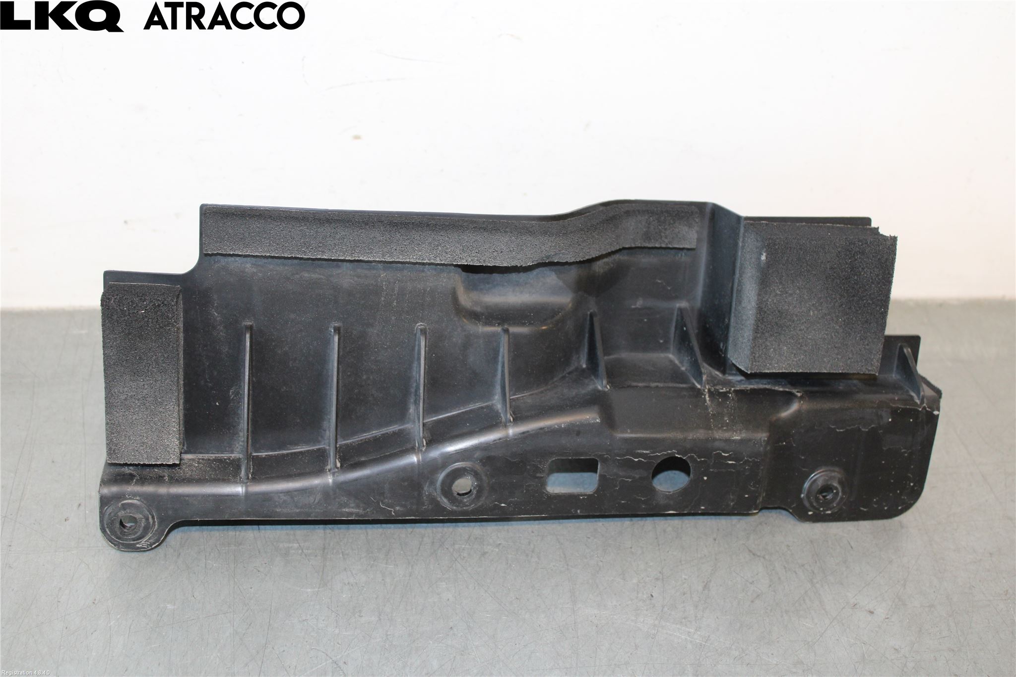 Hyundai IONIQ AE 17-22 Radiator Feste - Ramme - Bjelk