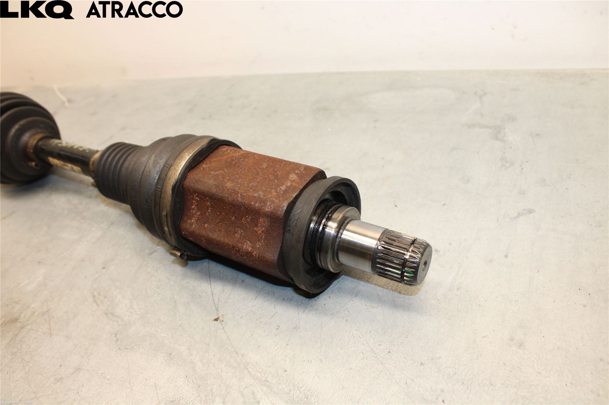 BMW X1 E84 10-15 Drivaksel Foran Kompl Venstre