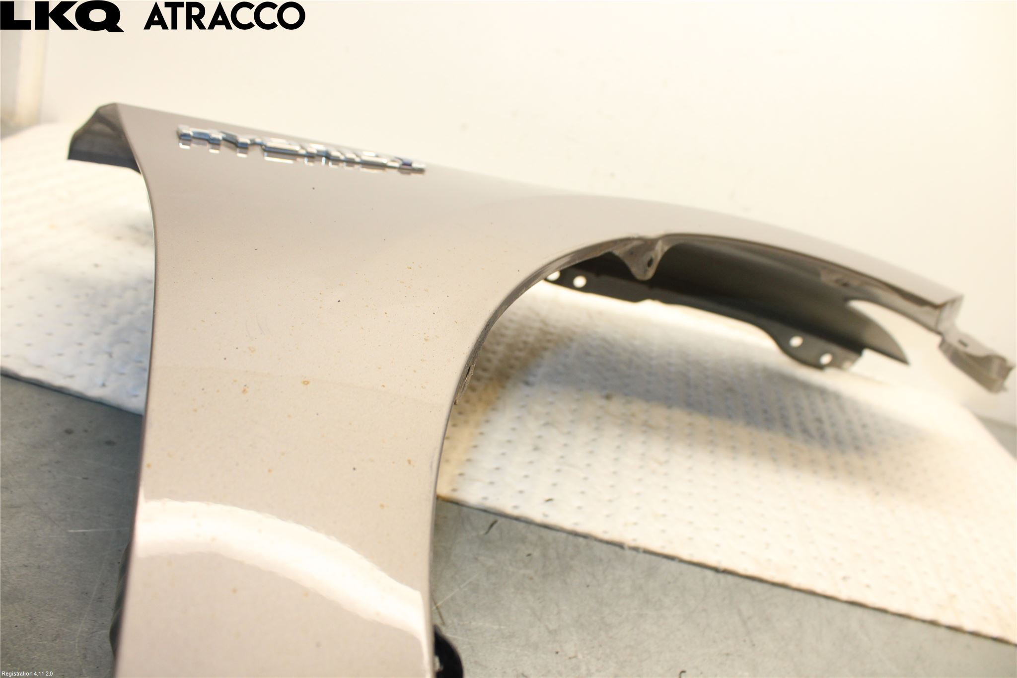 Toyota AURIS 13-19 Skjerm Foran Høyre